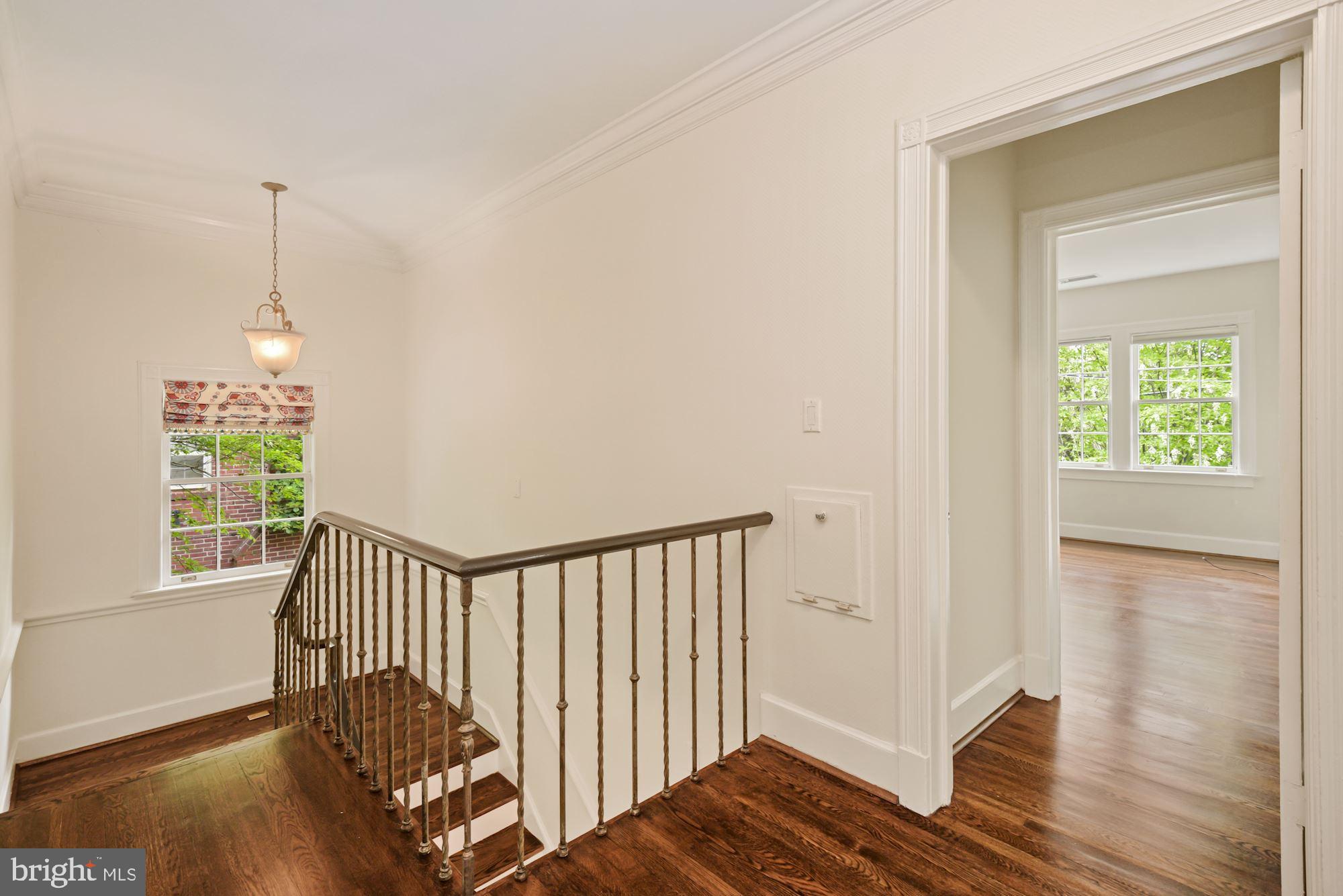 CHEVY CHASE - Residential