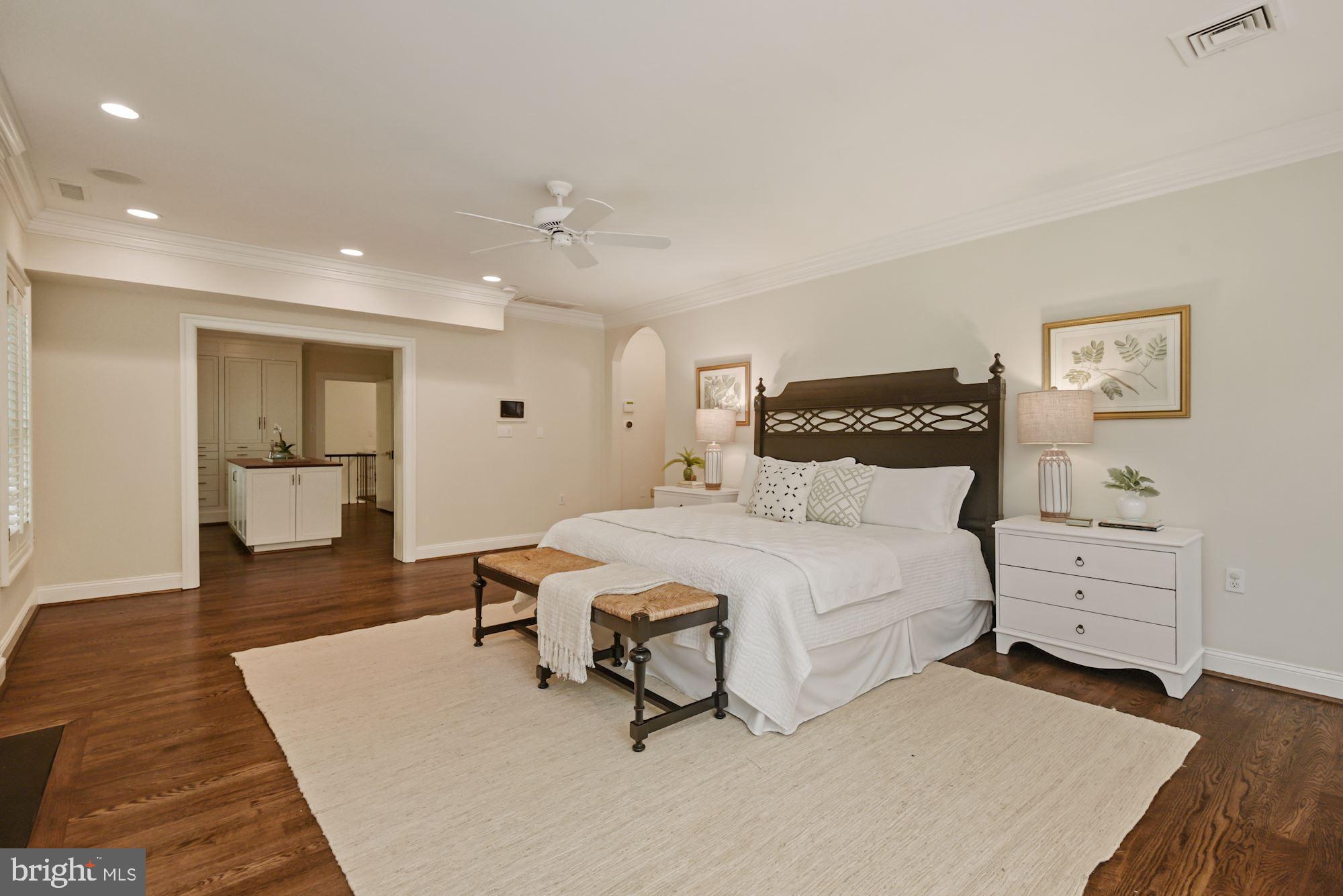 CHEVY CHASE - Residential