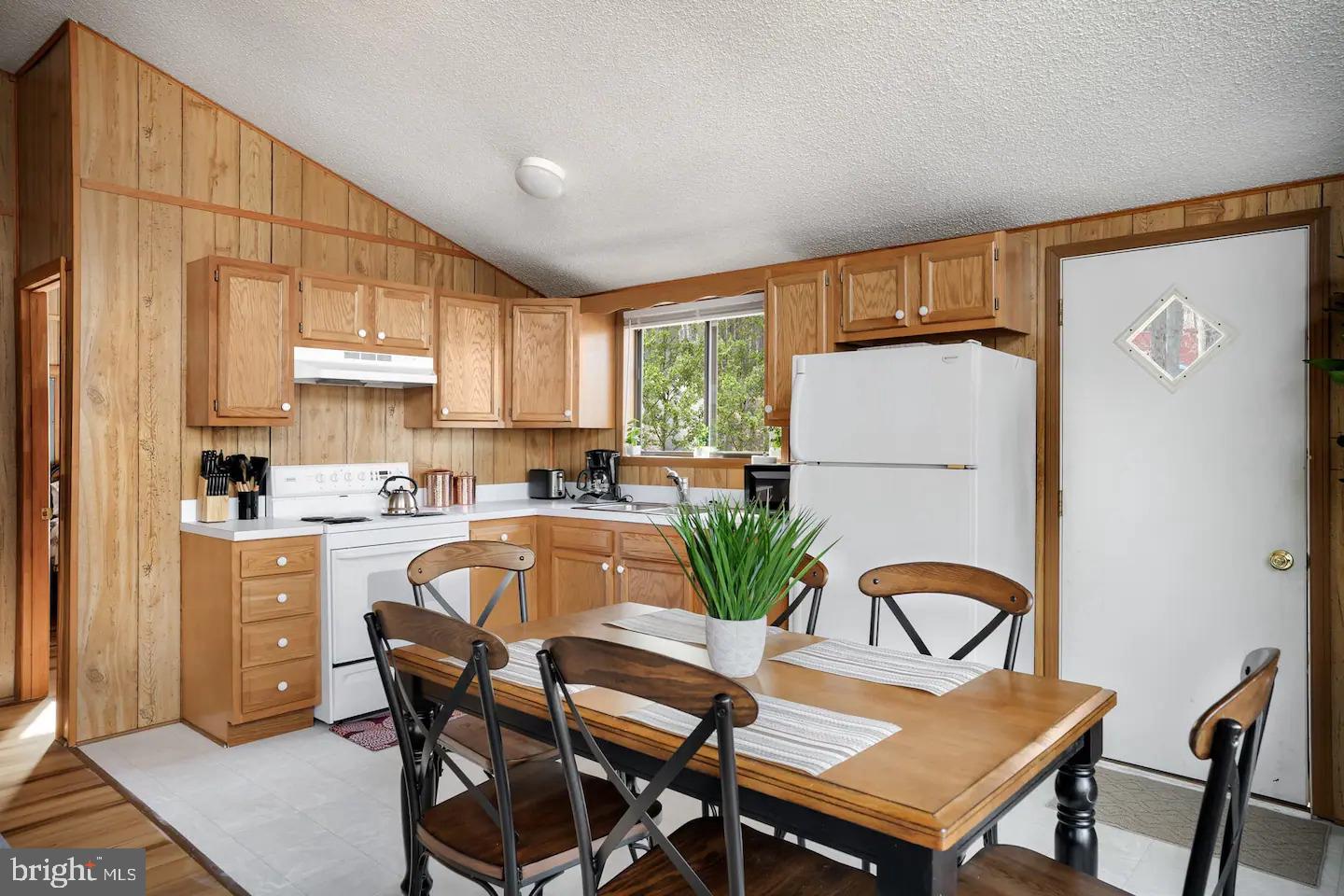 THE WOODS - Residential