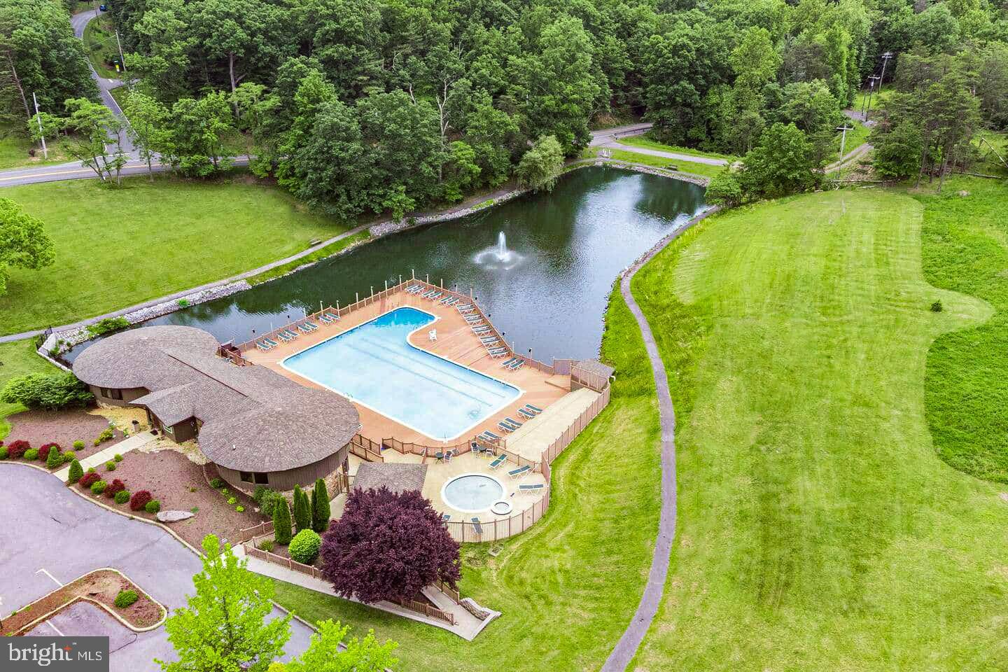 THE WOODS - Residential