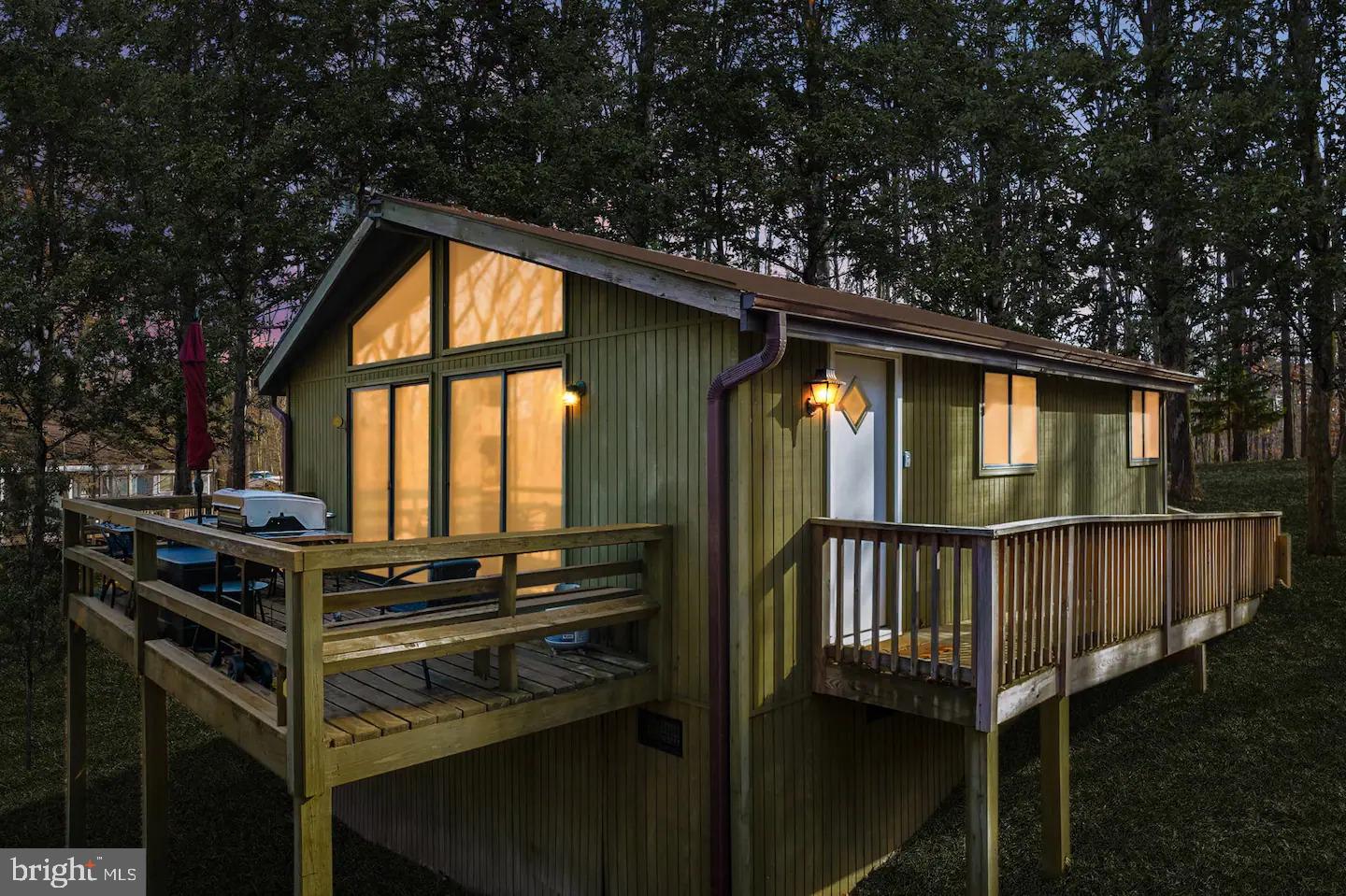 THE WOODS - Residential