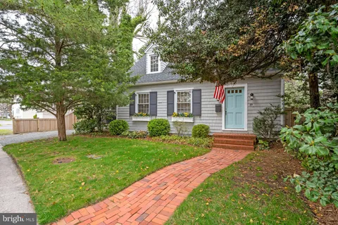 19 Laurel Street, Rehoboth Beach, DE MLS: DESU2083430