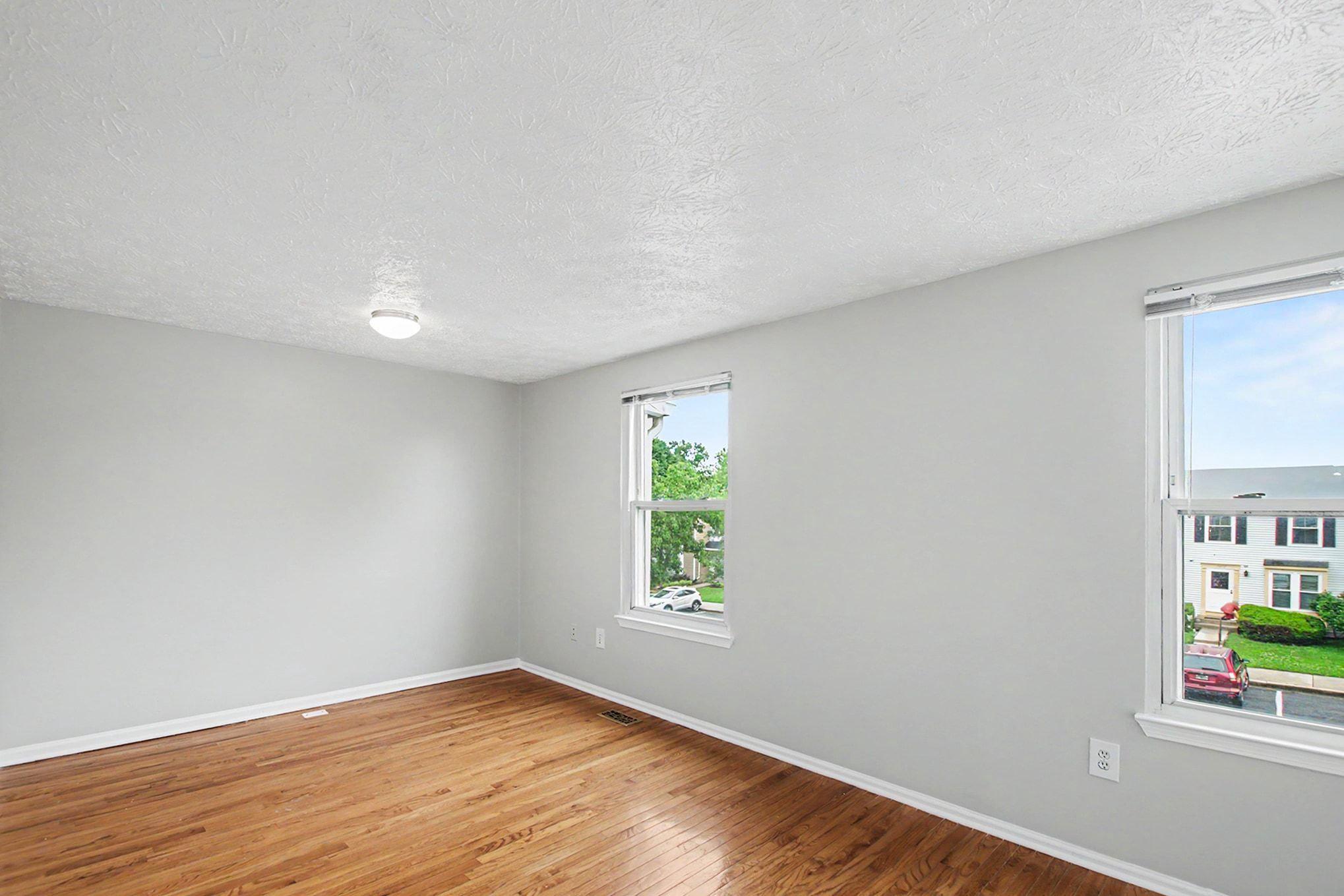CALVERTON TOWNES - Residential