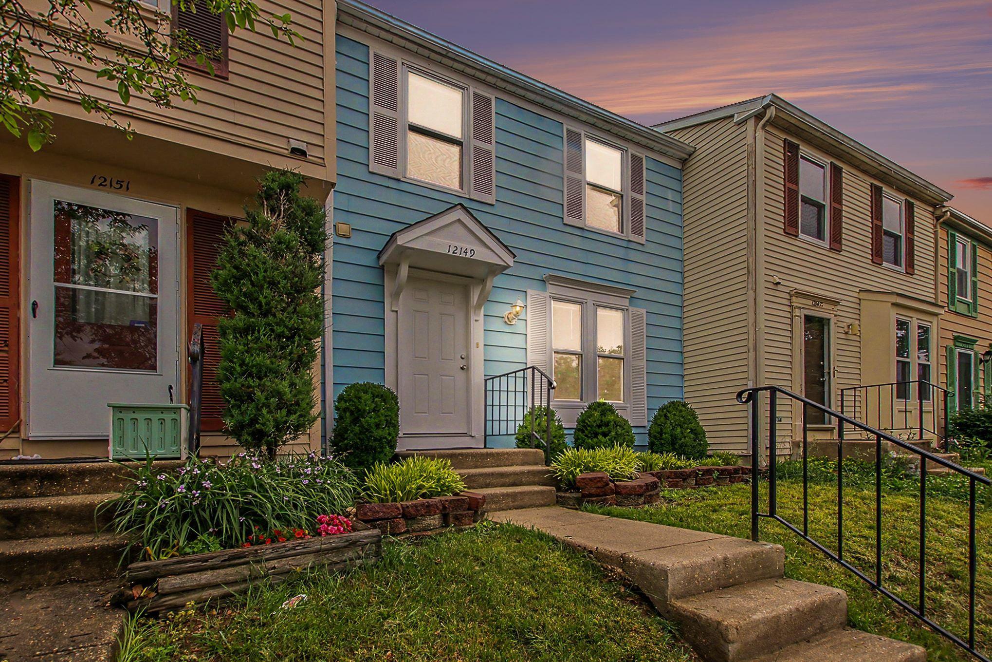 CALVERTON TOWNES - Residential