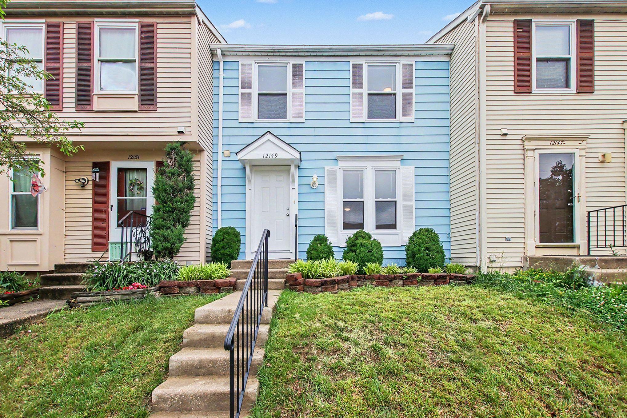 CALVERTON TOWNES - Residential