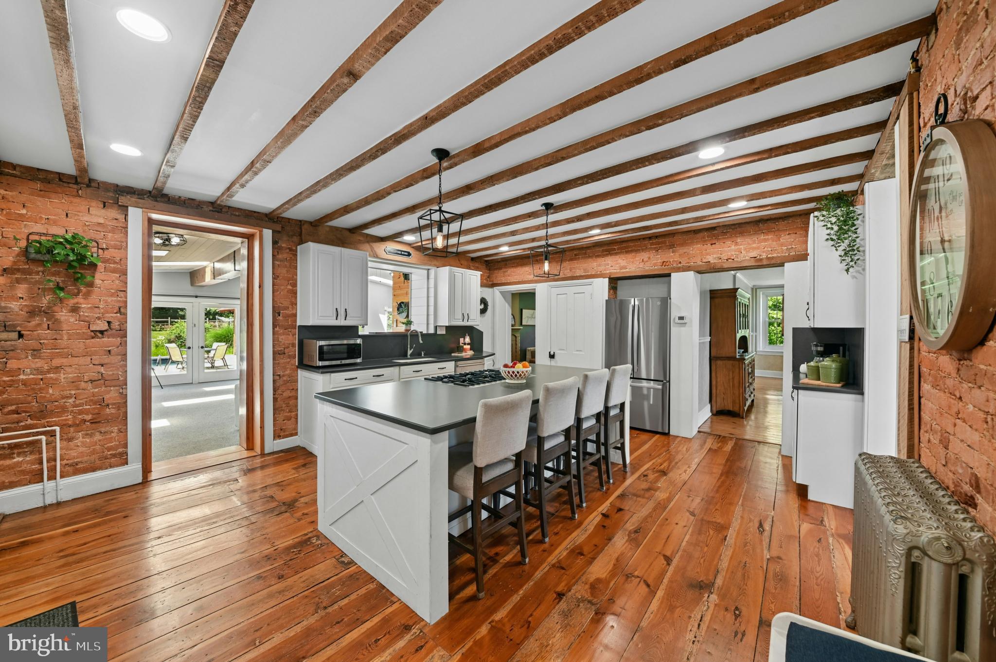 222 BASTIAN LANE