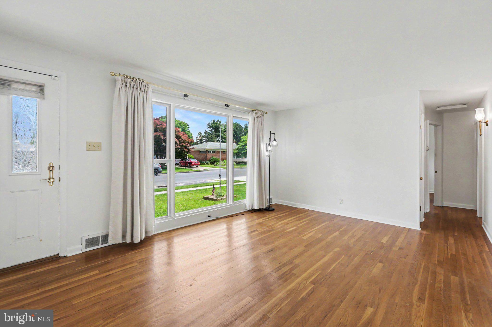 OAKWOOD PARK - Residential