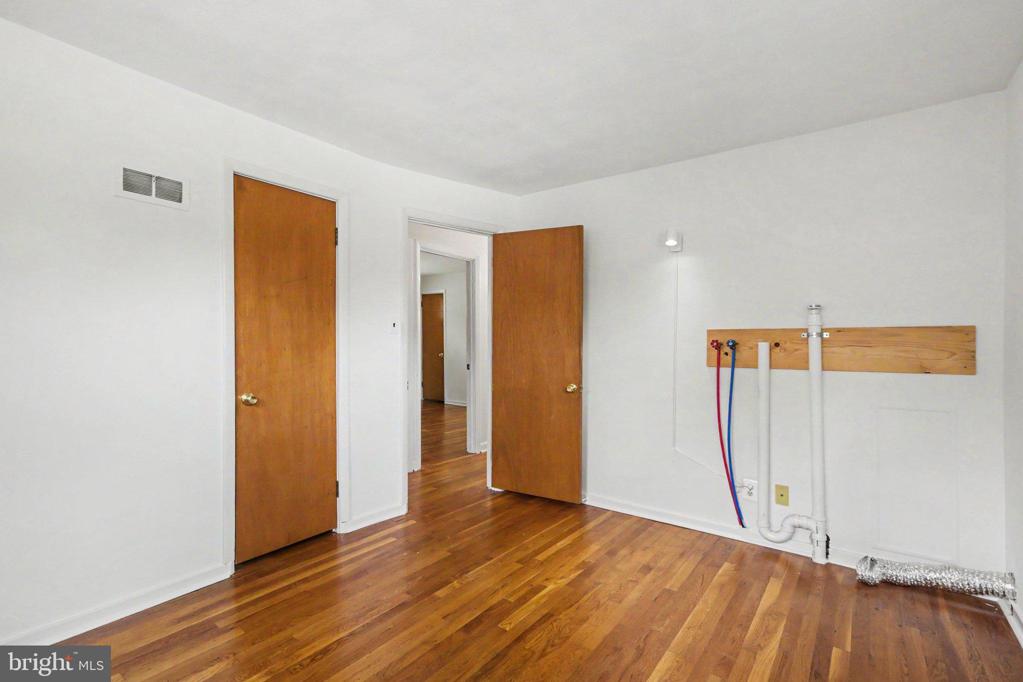 OAKWOOD PARK - Residential