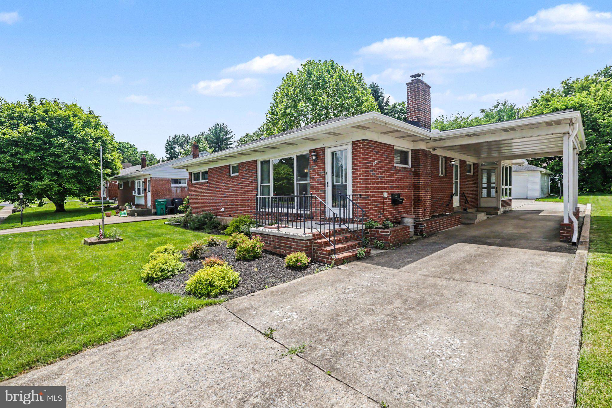 OAKWOOD PARK - Residential