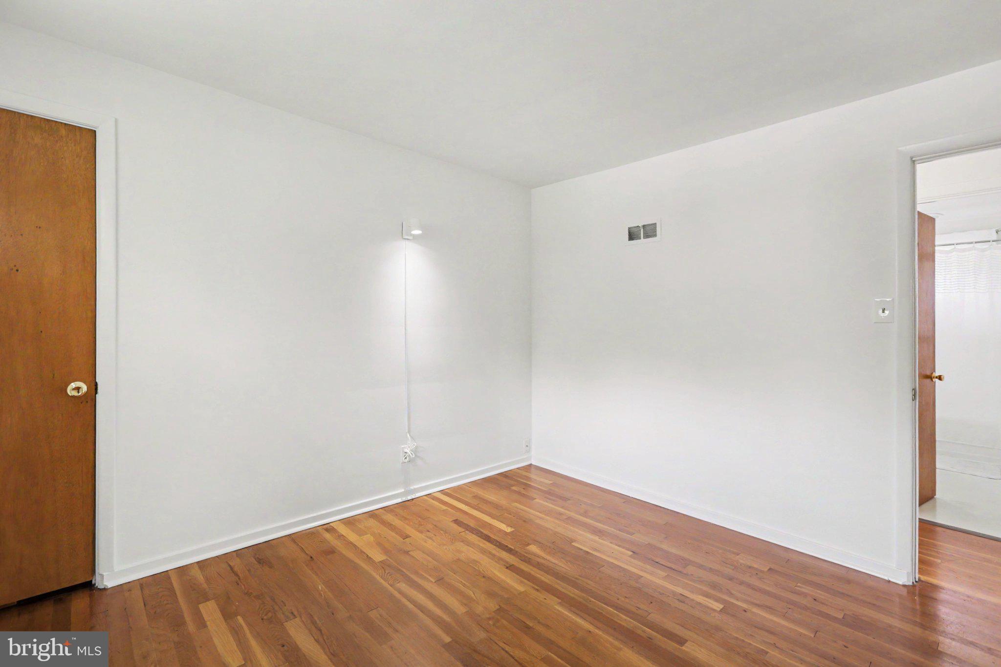 OAKWOOD PARK - Residential