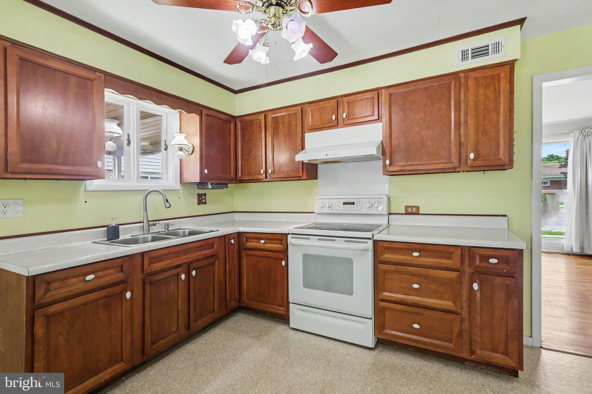 OAKWOOD PARK - Residential