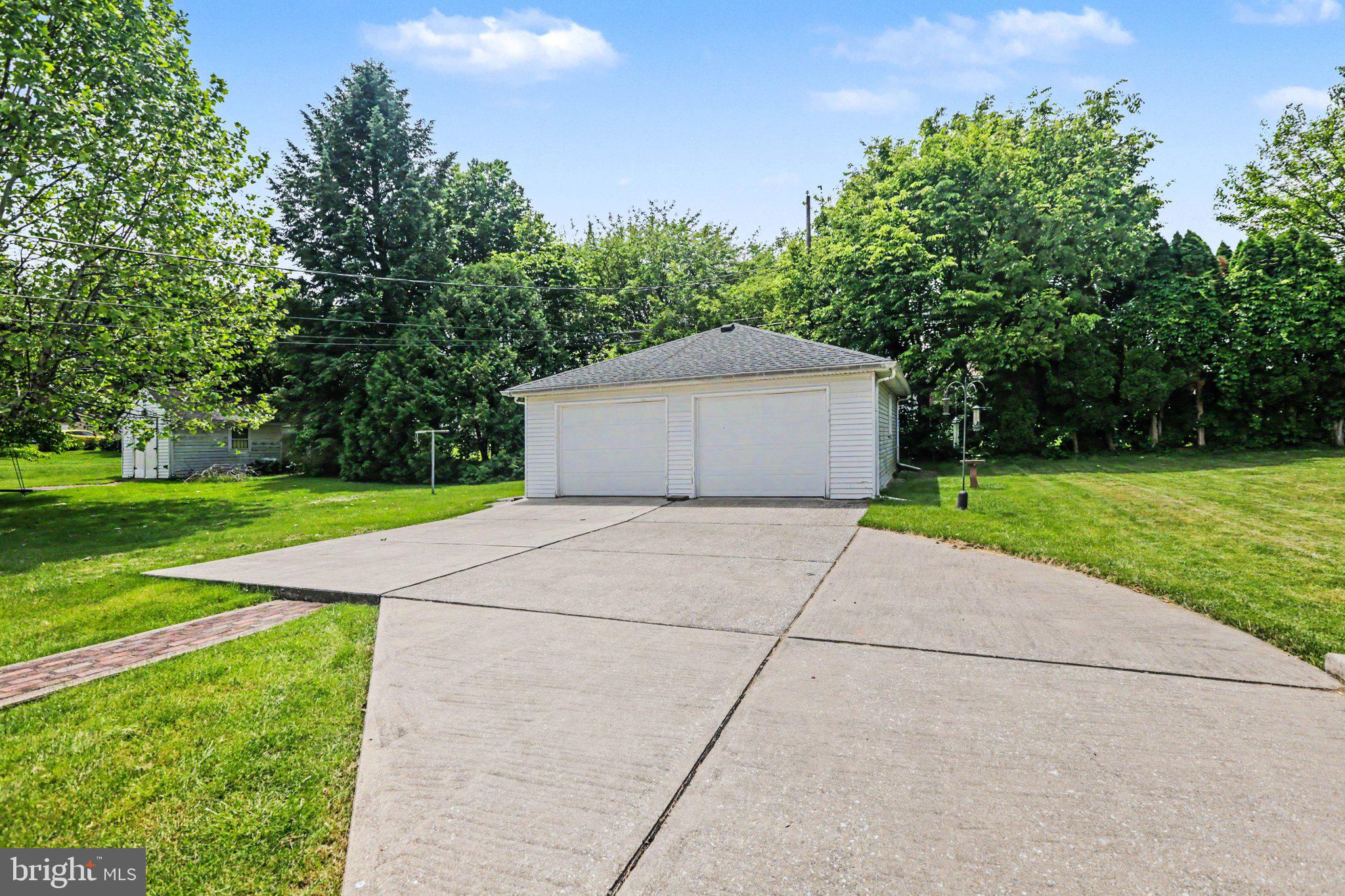 OAKWOOD PARK - Residential