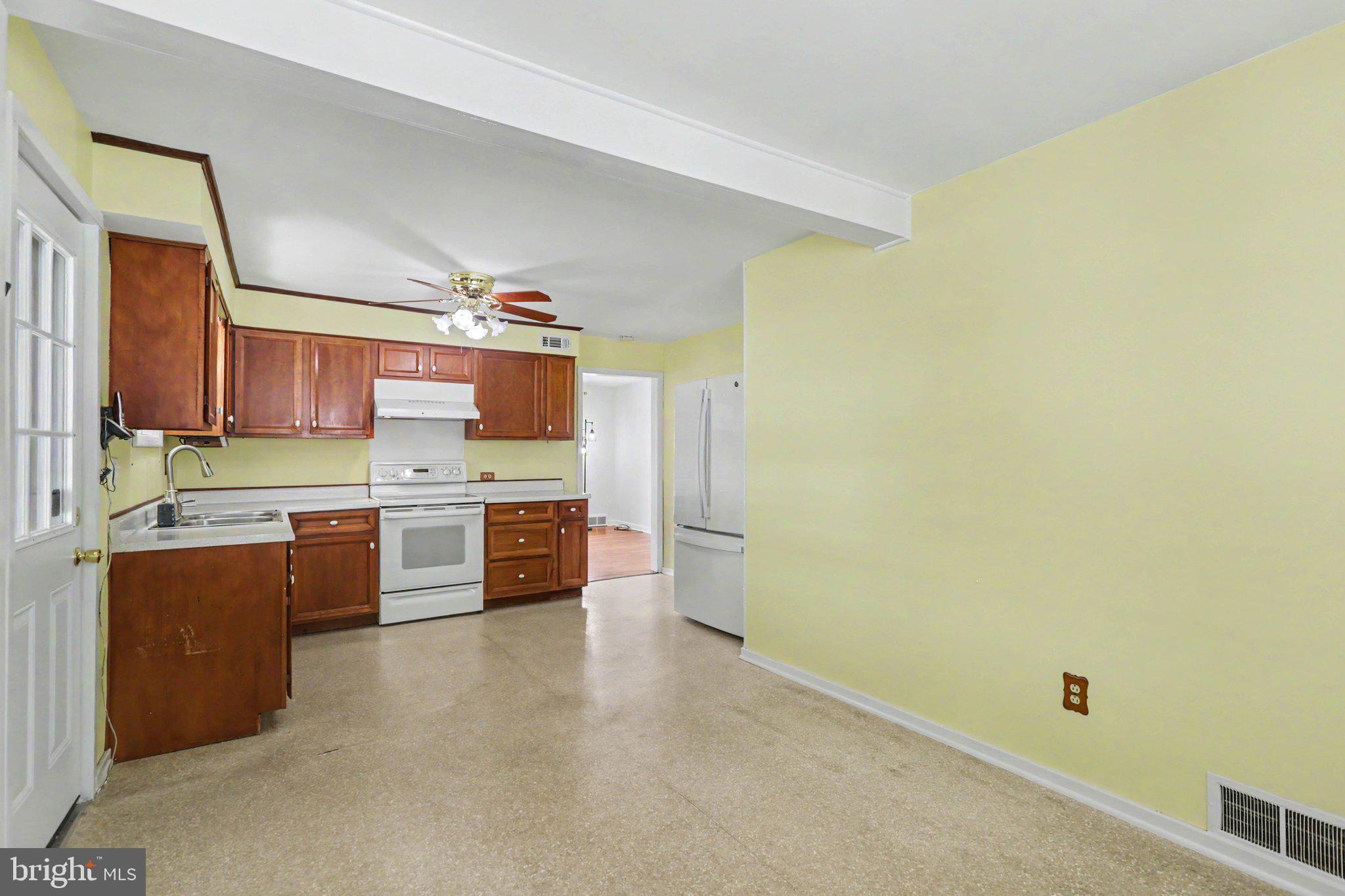 OAKWOOD PARK - Residential