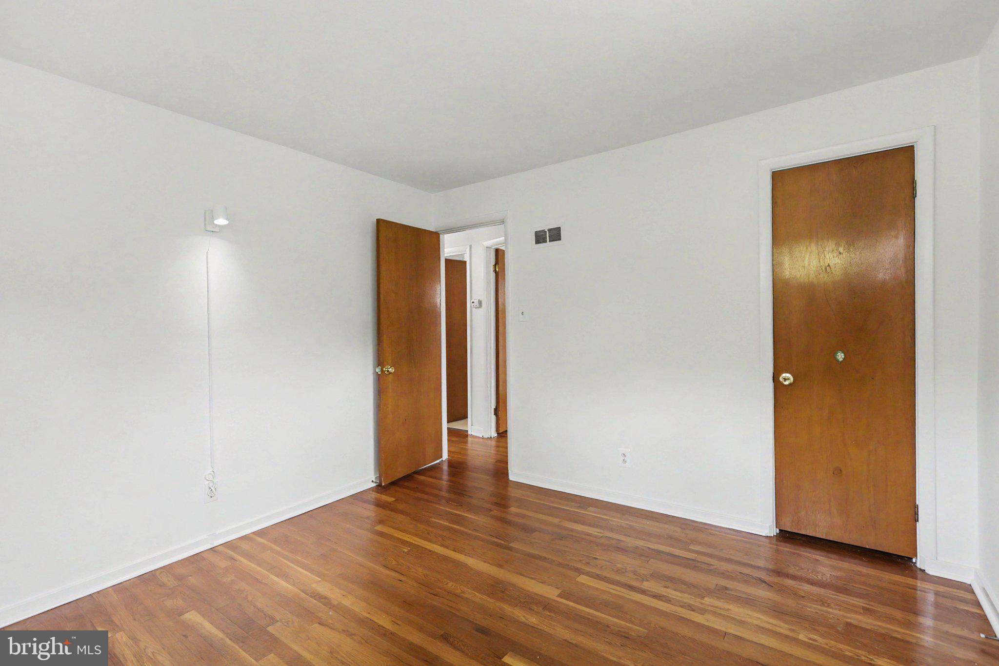 OAKWOOD PARK - Residential