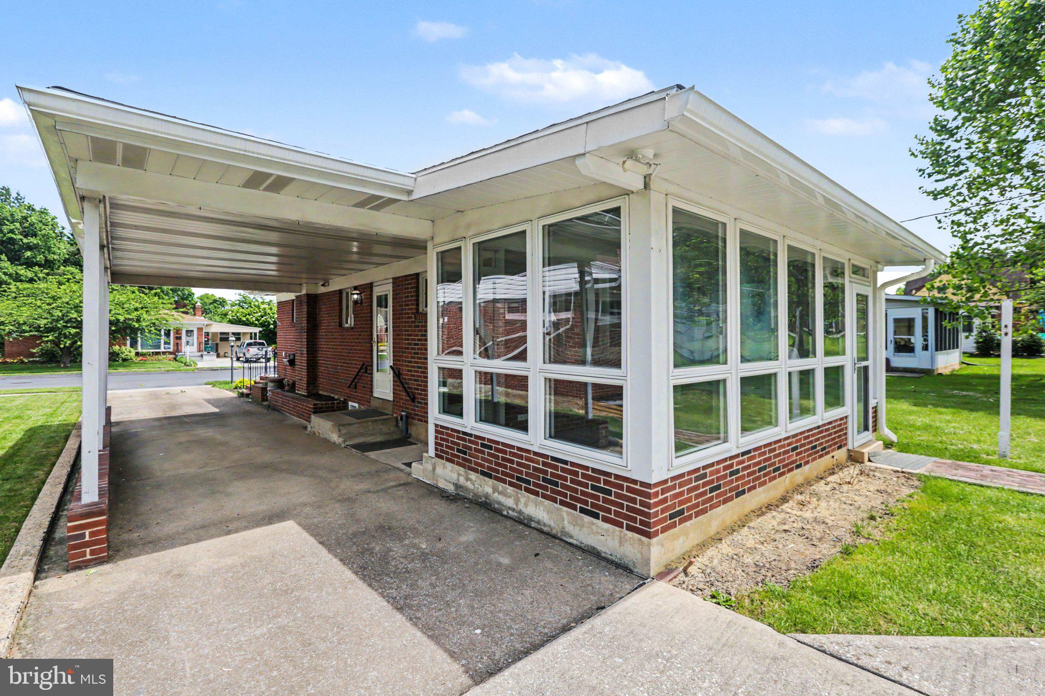 OAKWOOD PARK - Residential