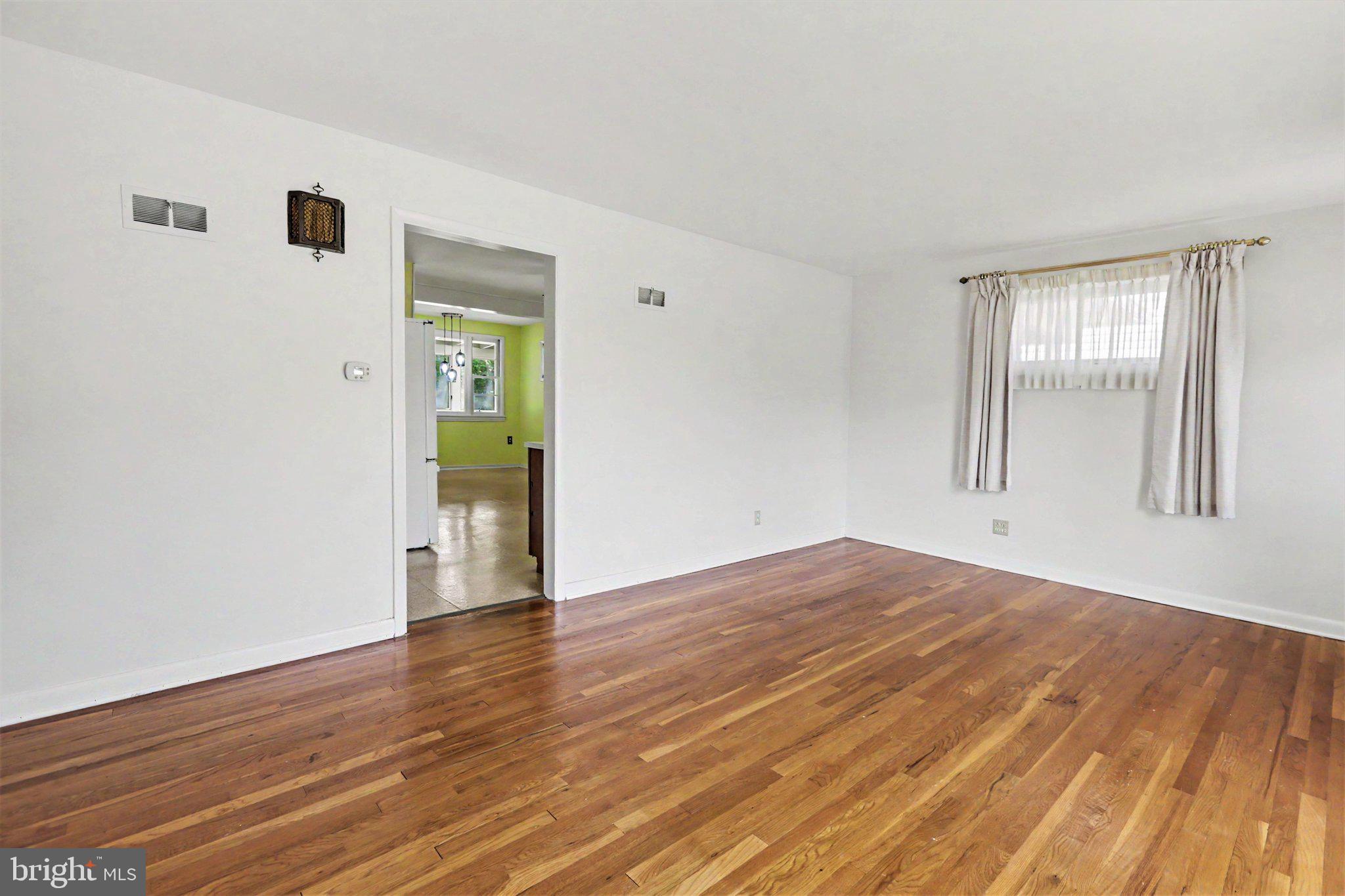 OAKWOOD PARK - Residential