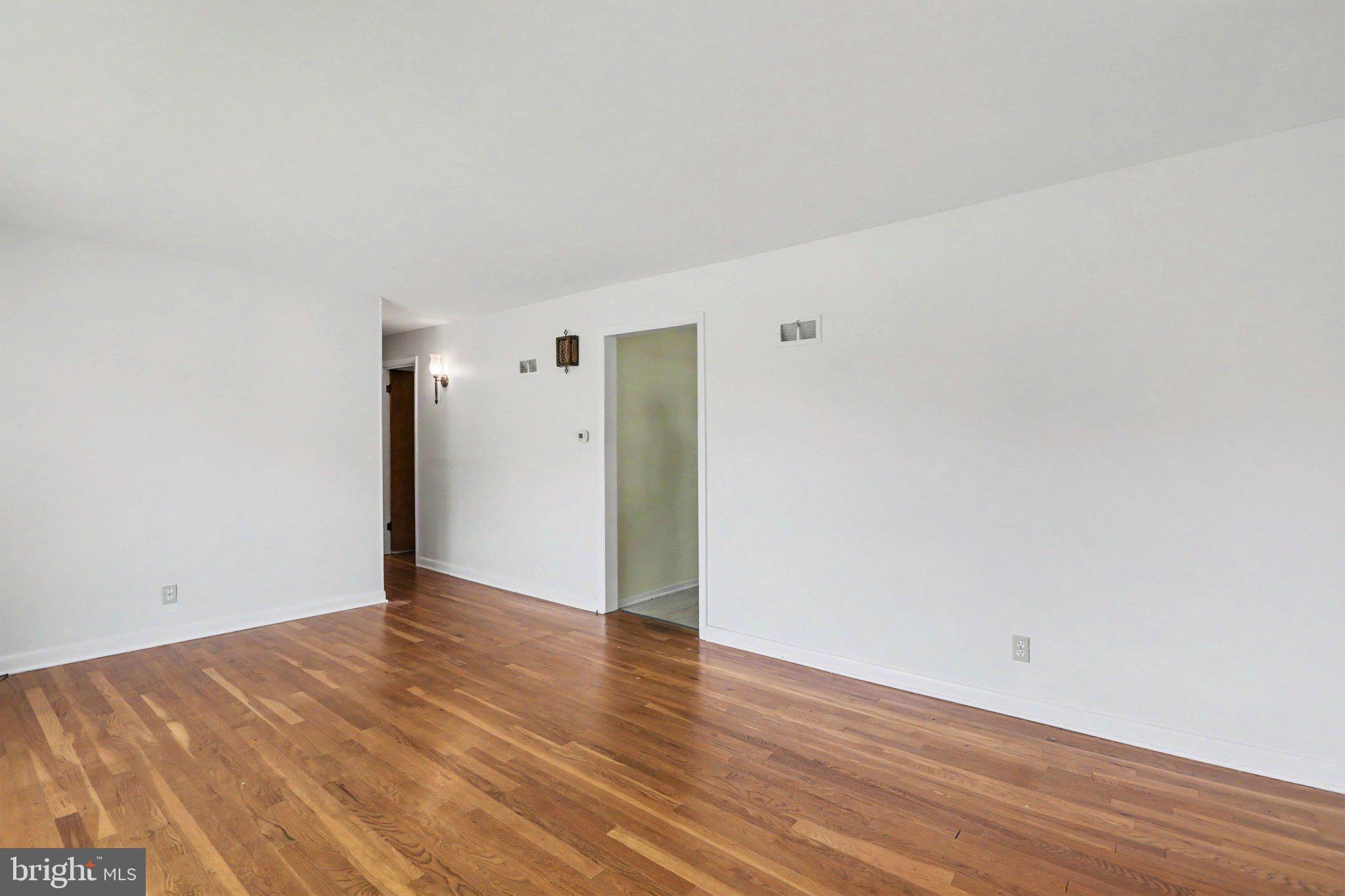OAKWOOD PARK - Residential