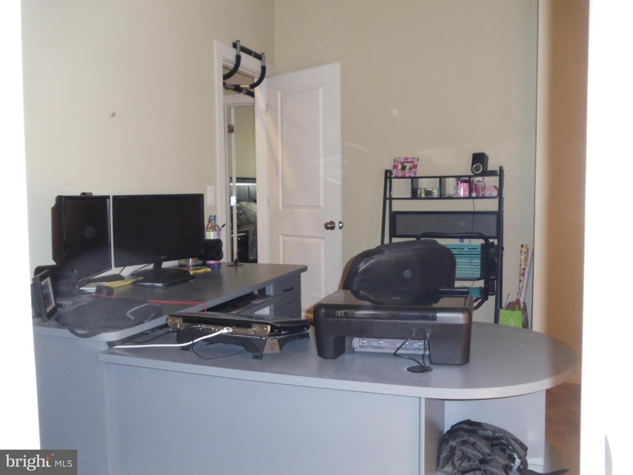 WOODSTREAM - Residential Lease