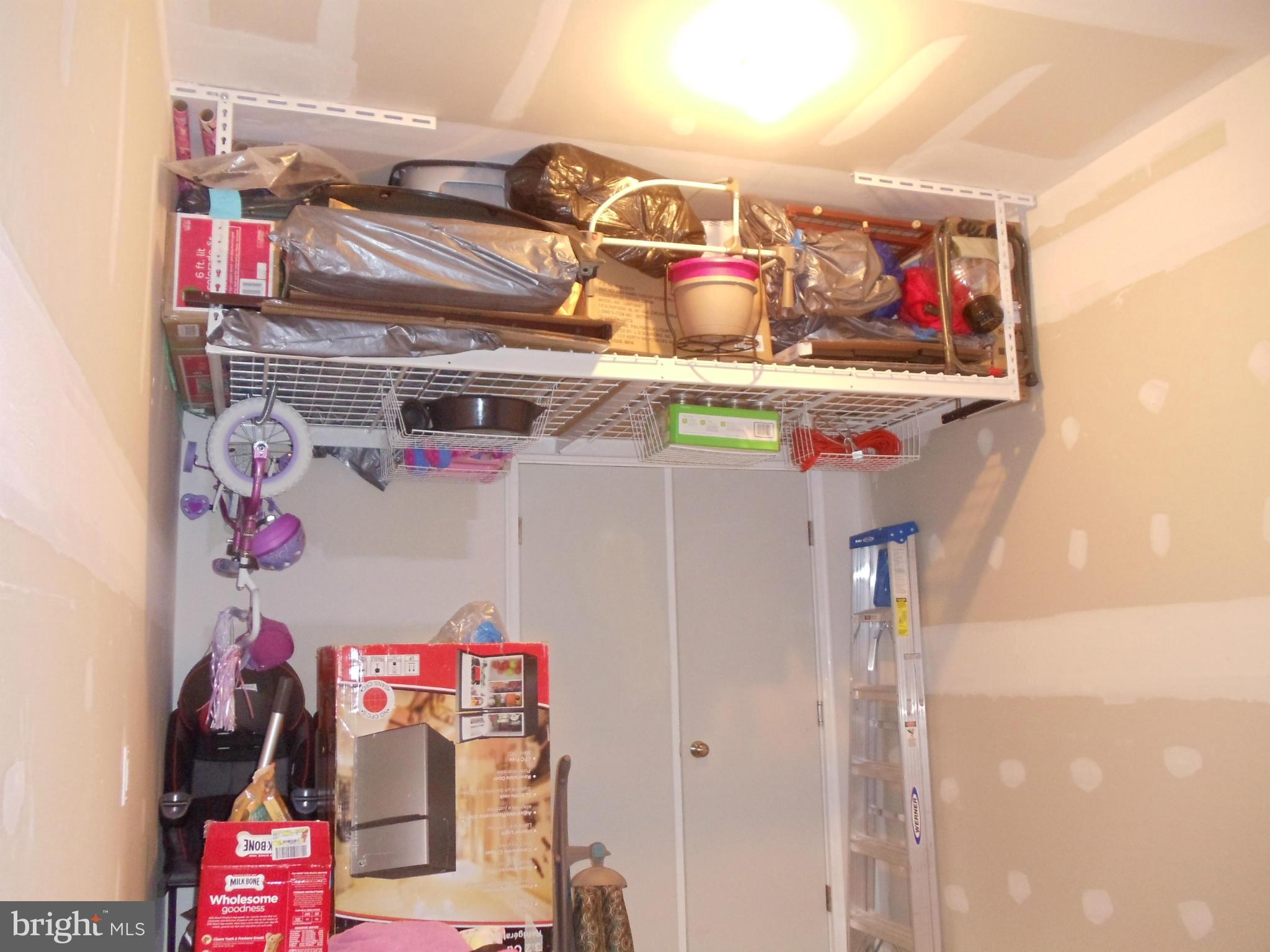 WOODSTREAM - Residential Lease