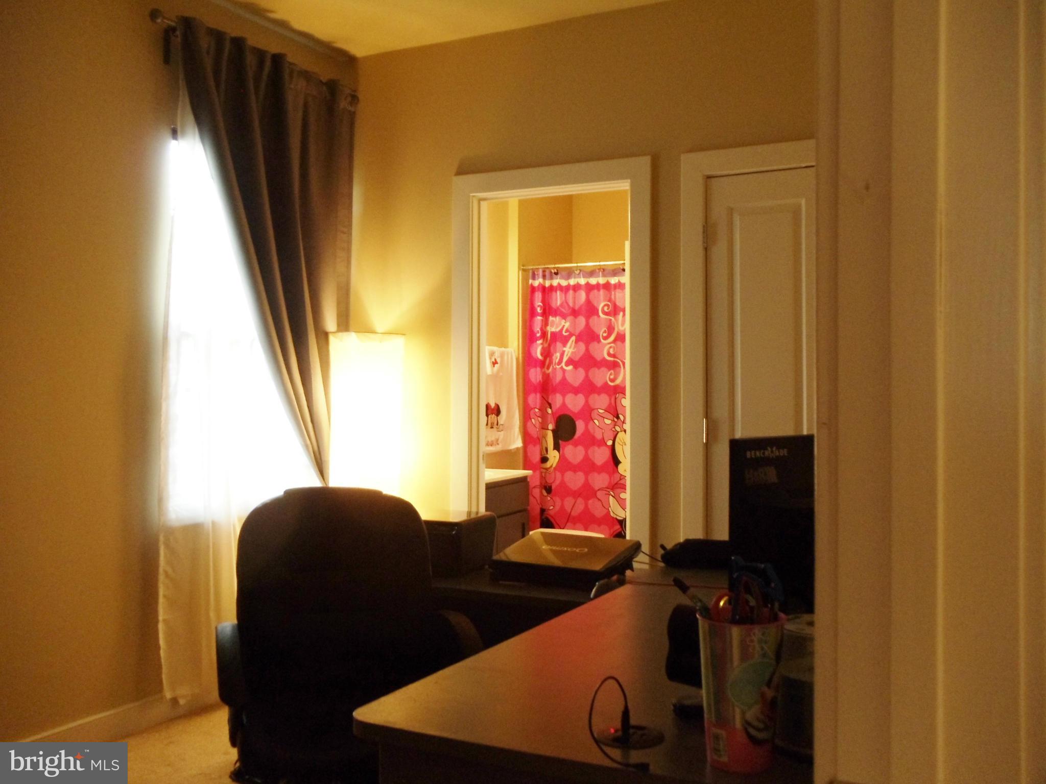 WOODSTREAM - Residential Lease