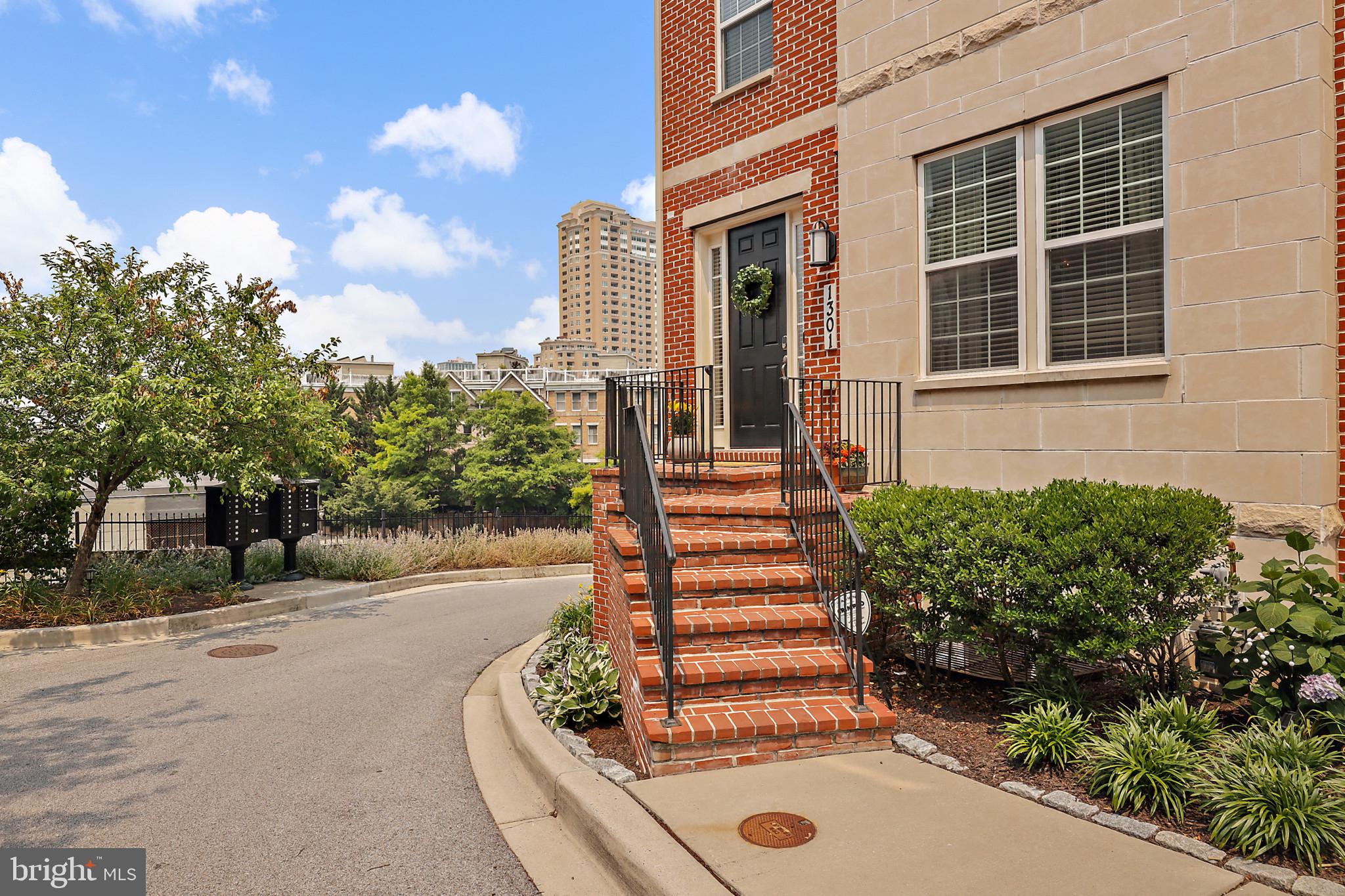 FEDERAL PLACE - Residential