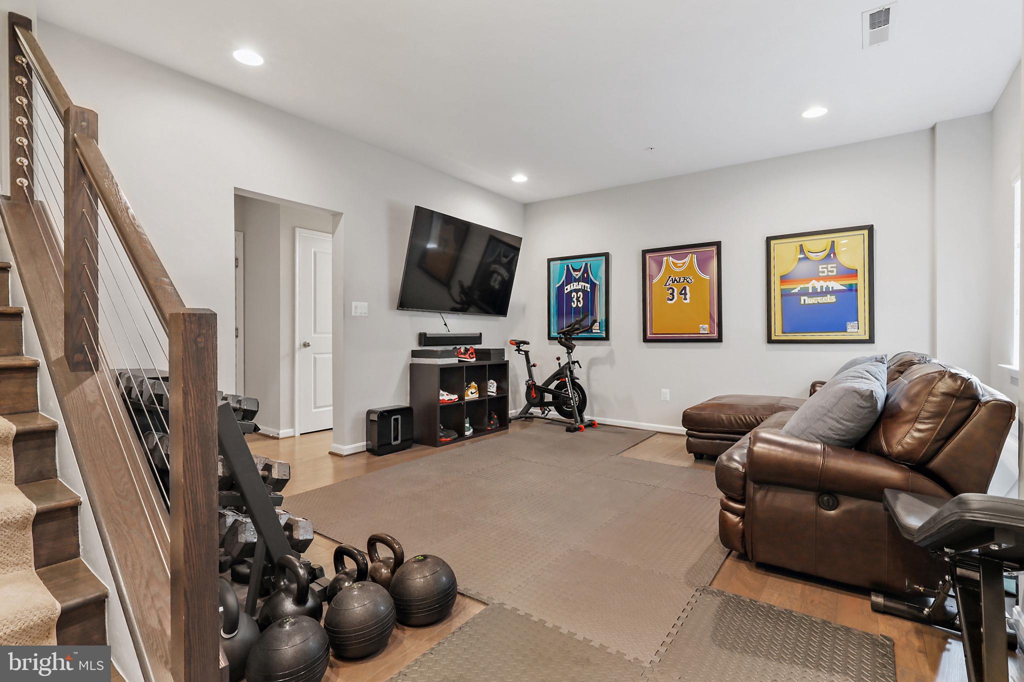 FEDERAL PLACE - Residential