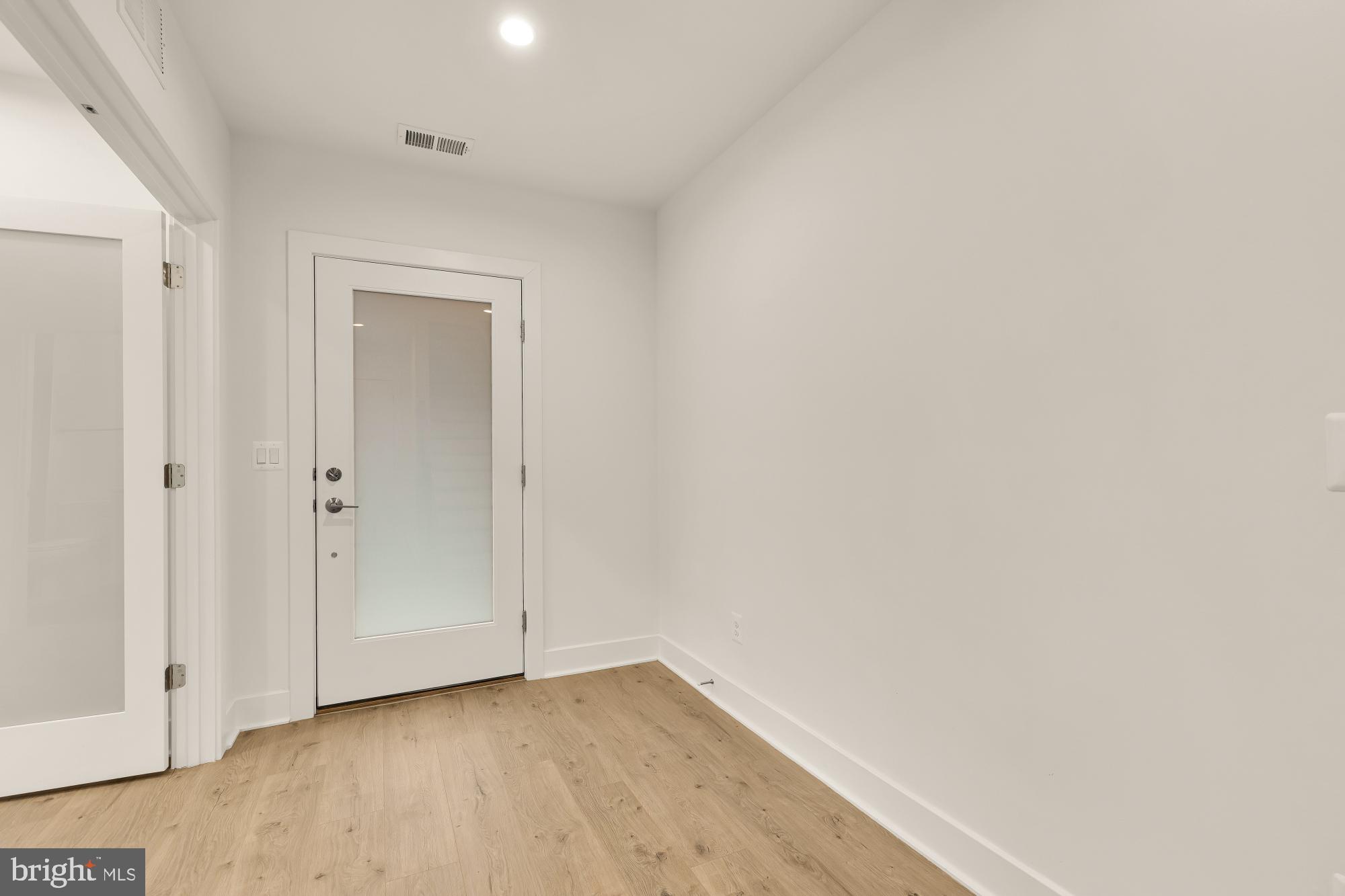 BETHESDA - Residential Lease