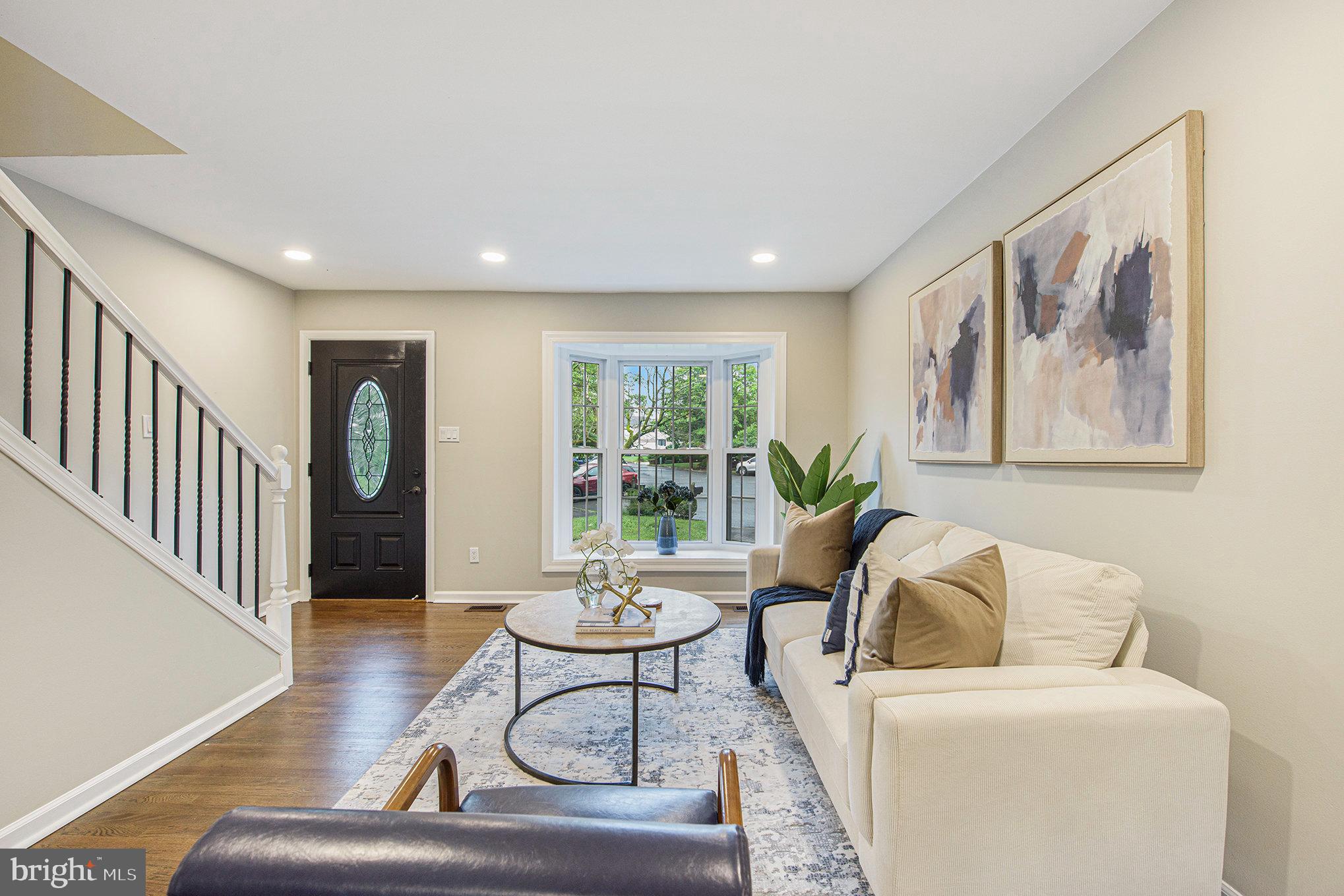 10 GOLDENROD LANE