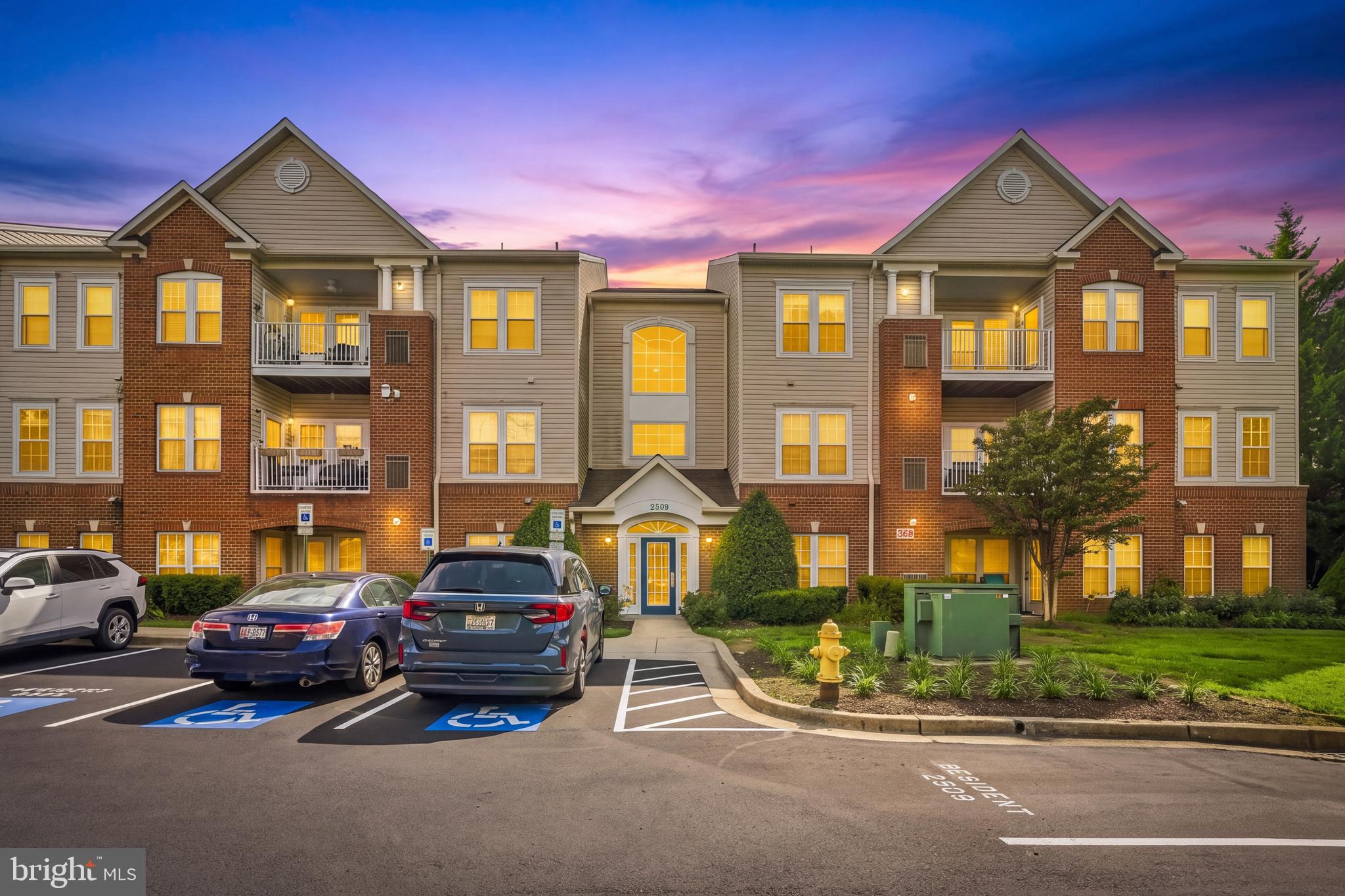 2509 AMBER ORCHARD COURT W 303