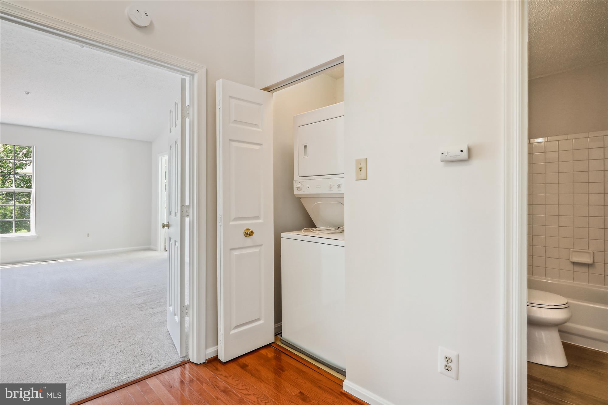 LONGMEAD - Residential