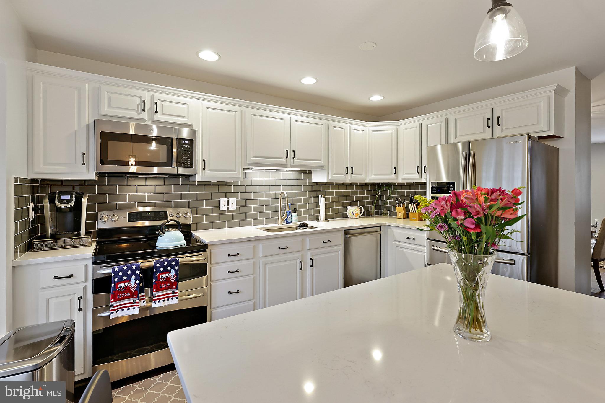 LOVETON FARMS - Residential