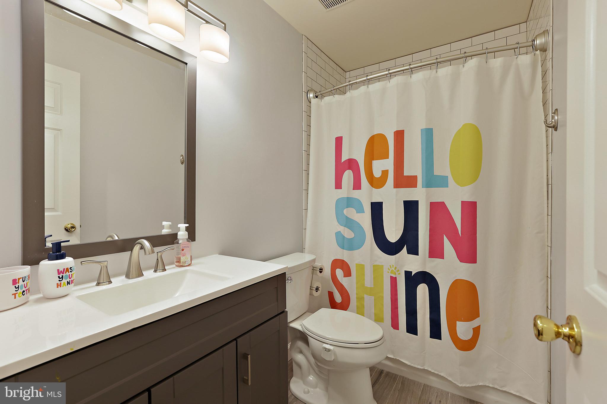 LOVETON FARMS - Residential