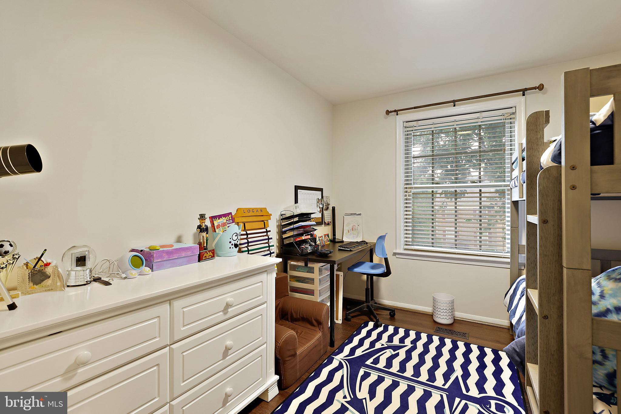 LOVETON FARMS - Residential