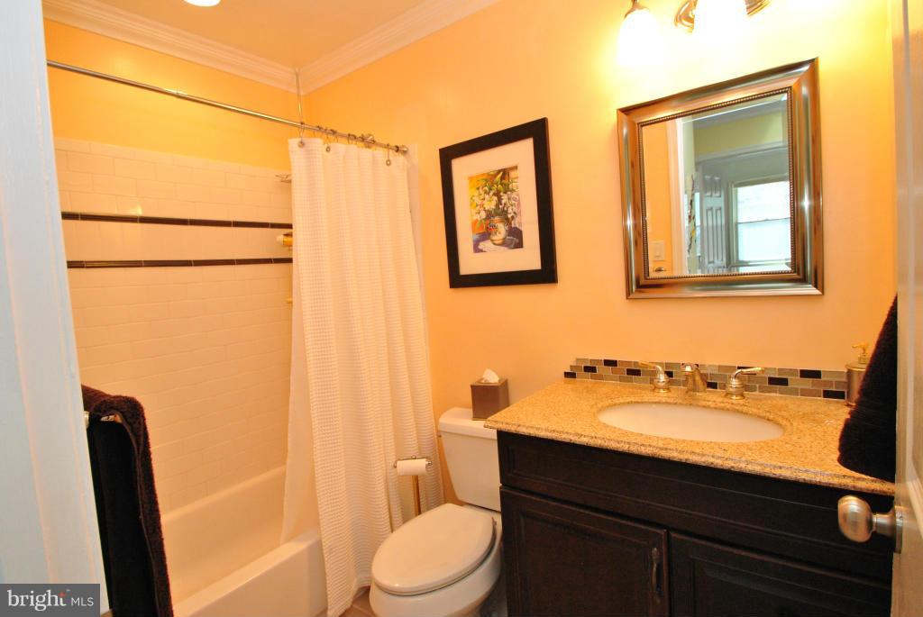 FRANKLIN FARM - Residential