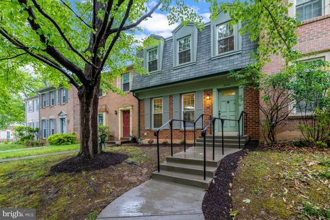 Photo of 3944 Wilcoxson Drive, FAIRFAX, VA 22031 (MLS # VAFC2008072)