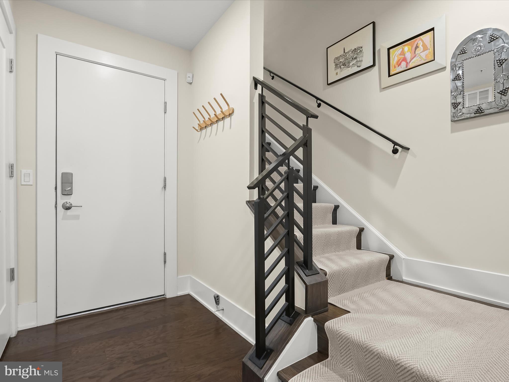 GROSVENOR HEIGHTS - Residential