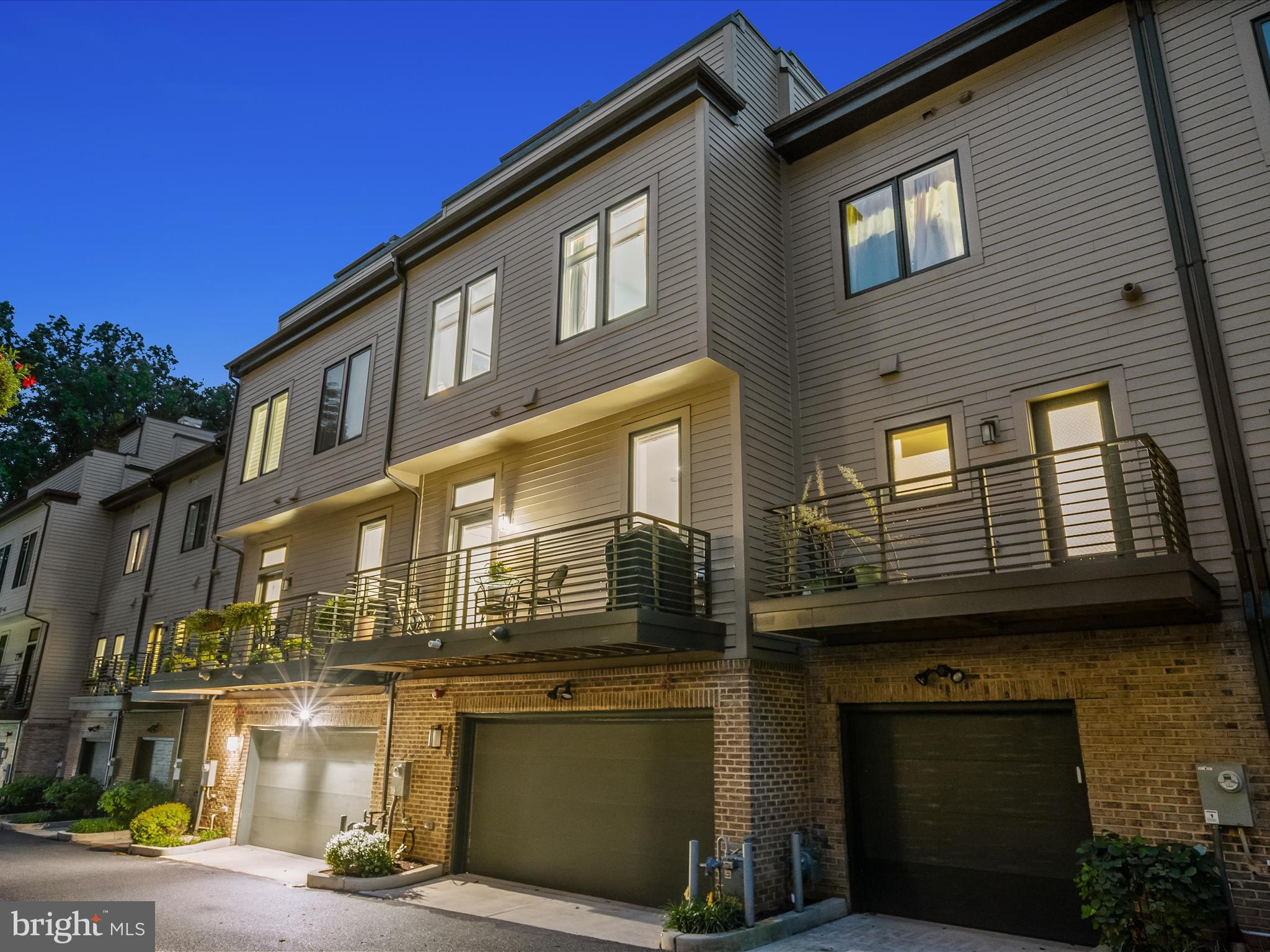153 WINSOME CIRCLE