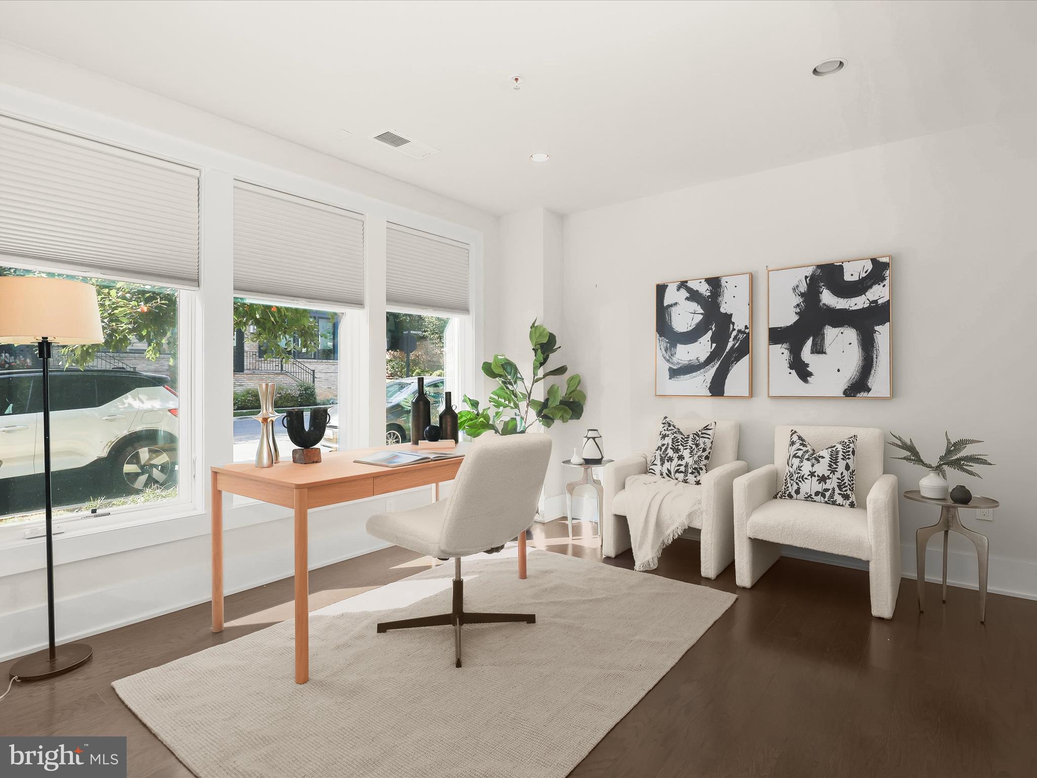 GROSVENOR HEIGHTS - Residential