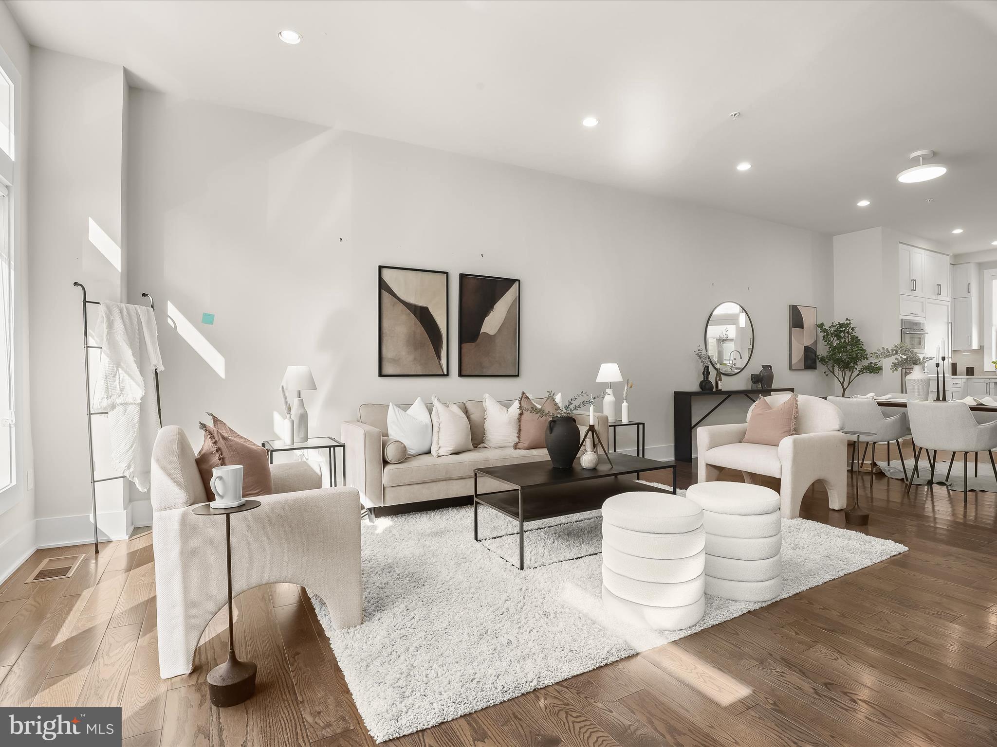 GROSVENOR HEIGHTS - Residential