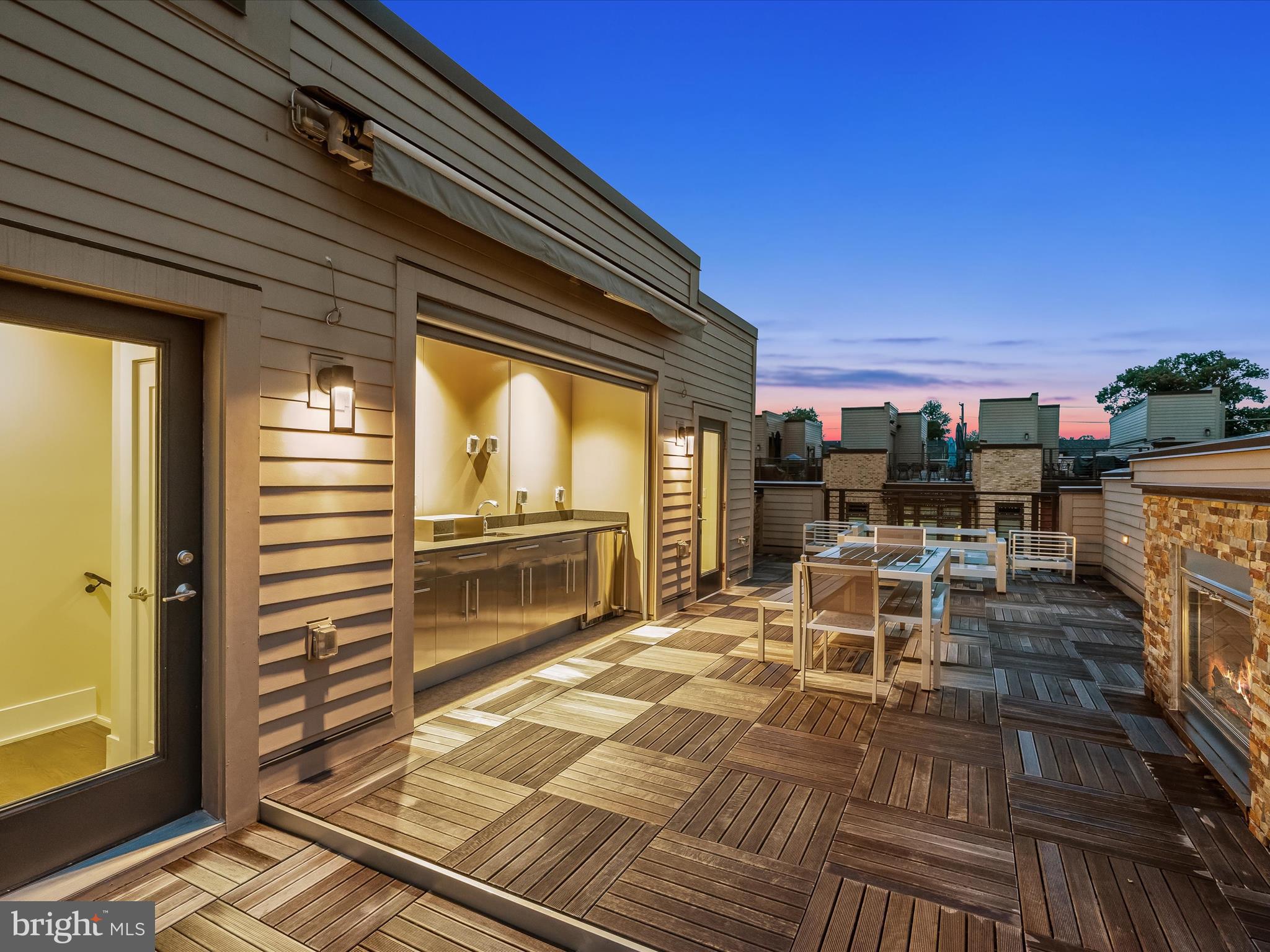 GROSVENOR HEIGHTS - Residential