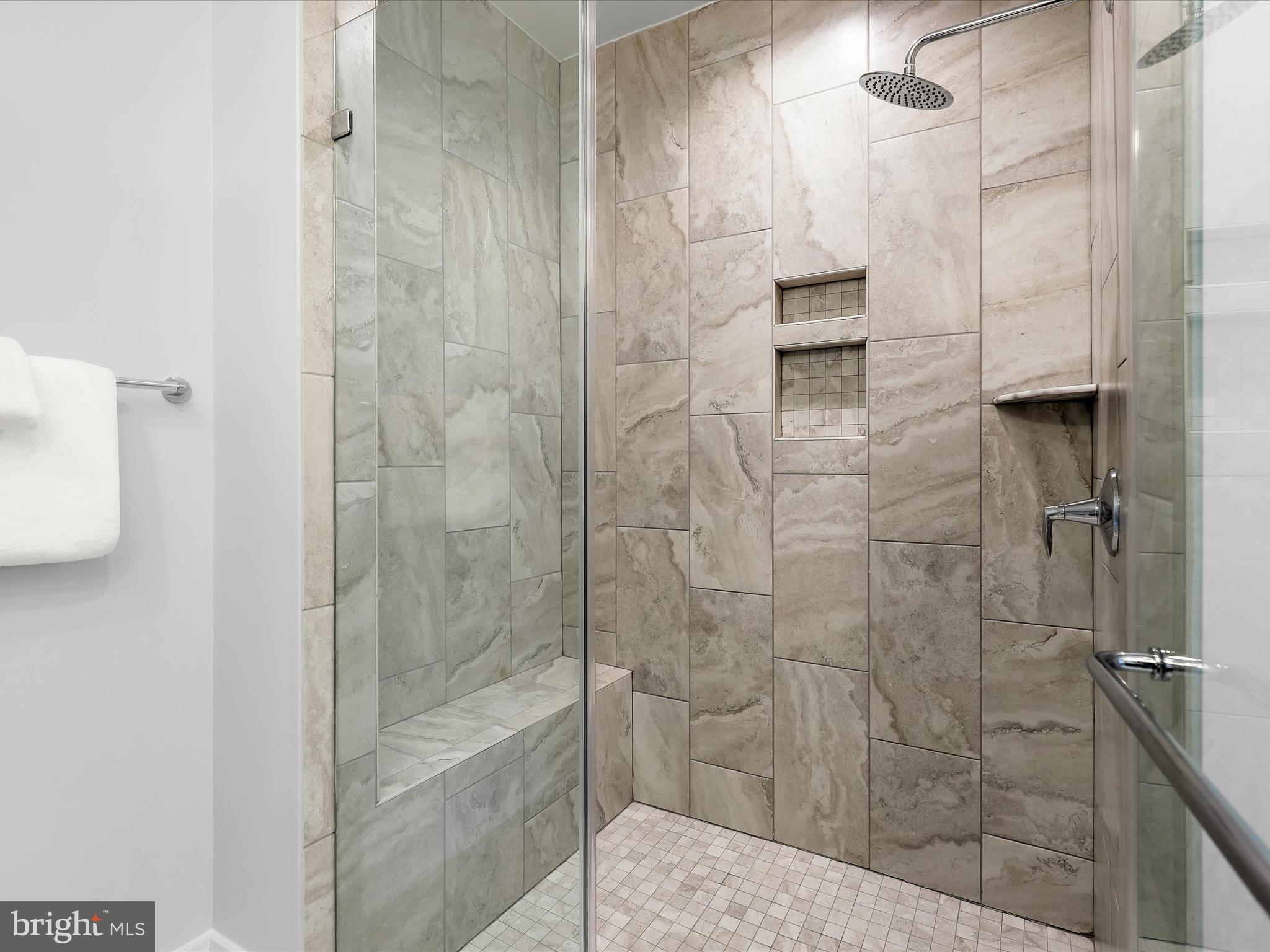 GROSVENOR HEIGHTS - Residential