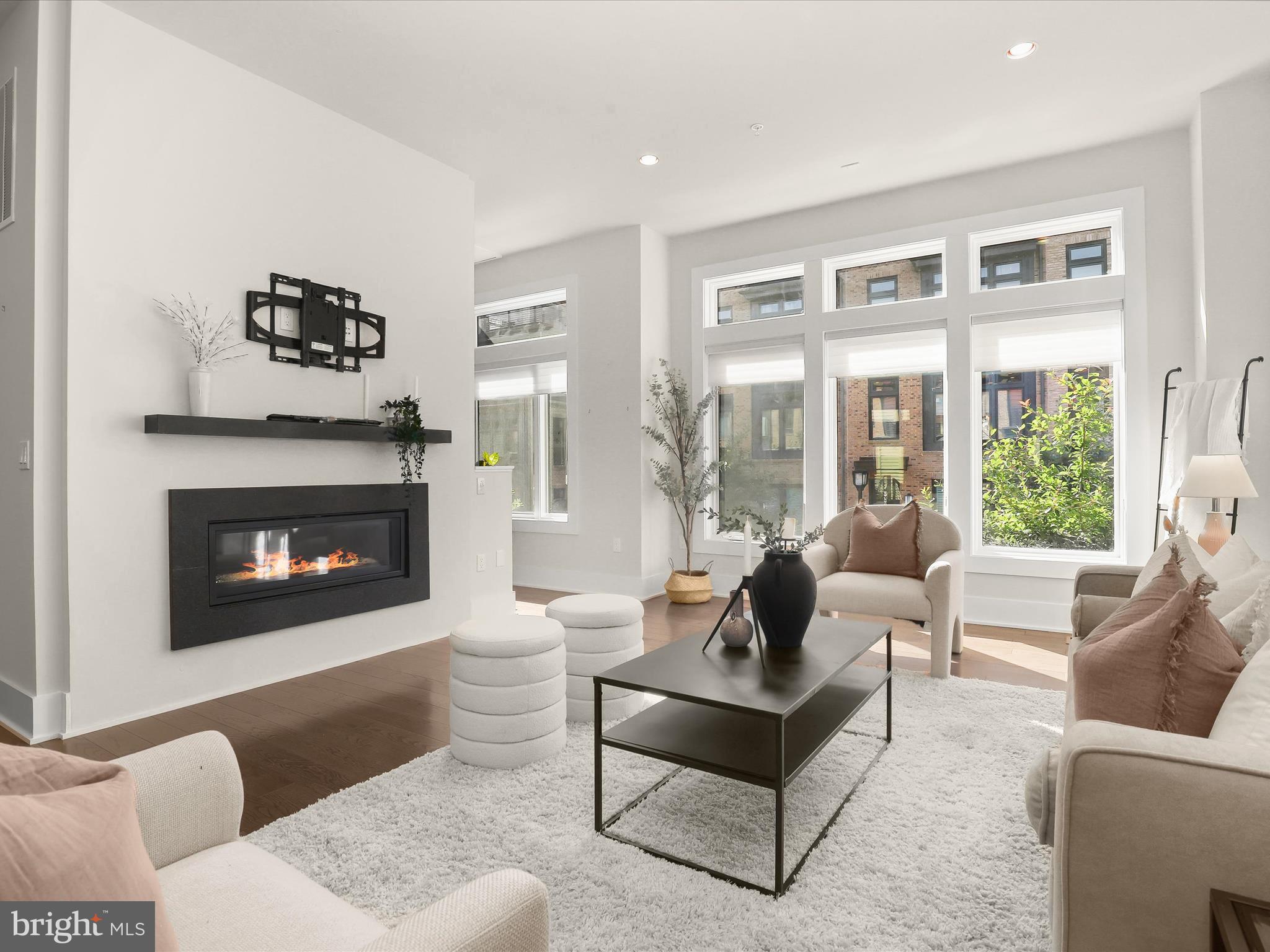 GROSVENOR HEIGHTS - Residential