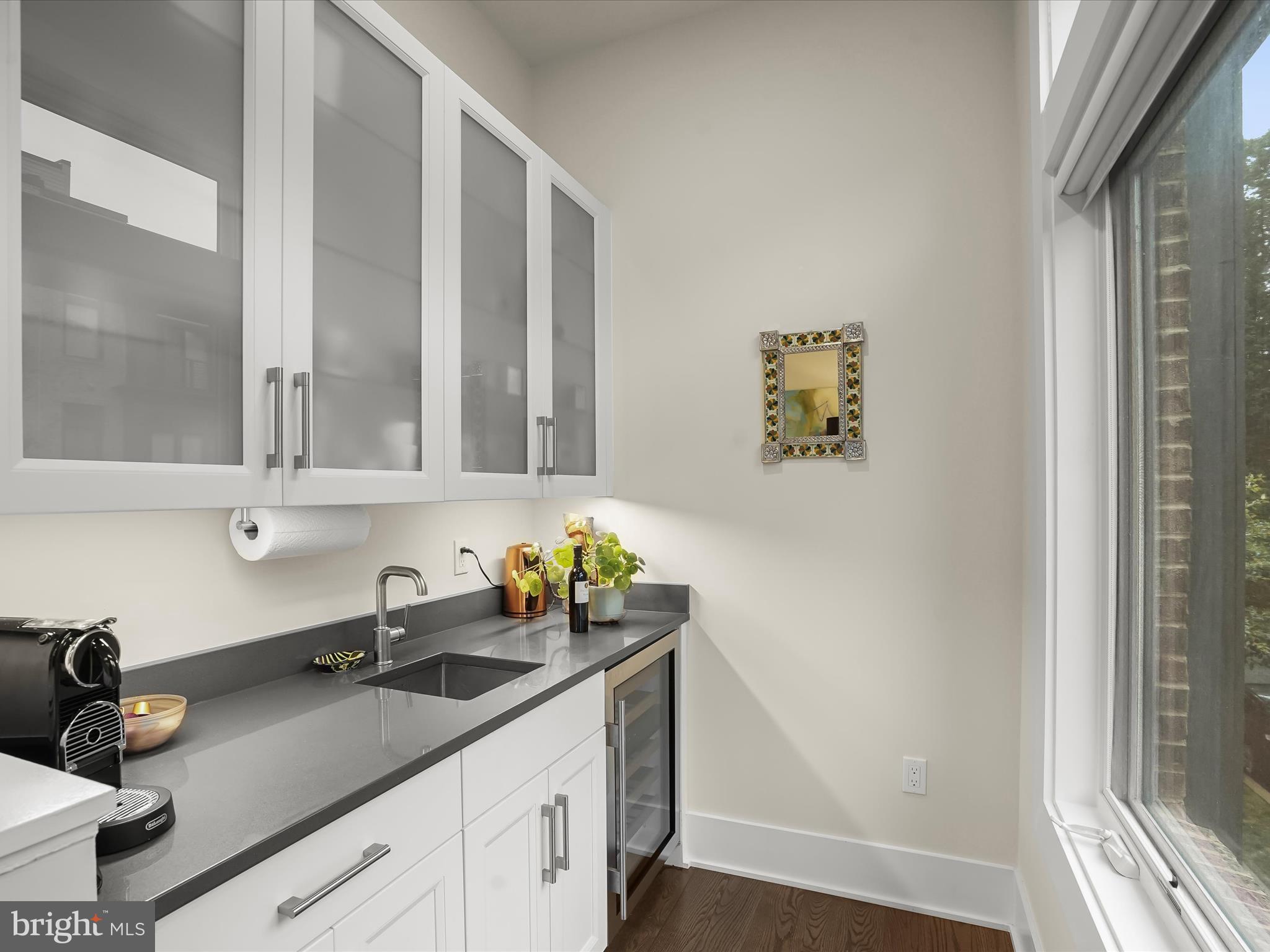 GROSVENOR HEIGHTS - Residential