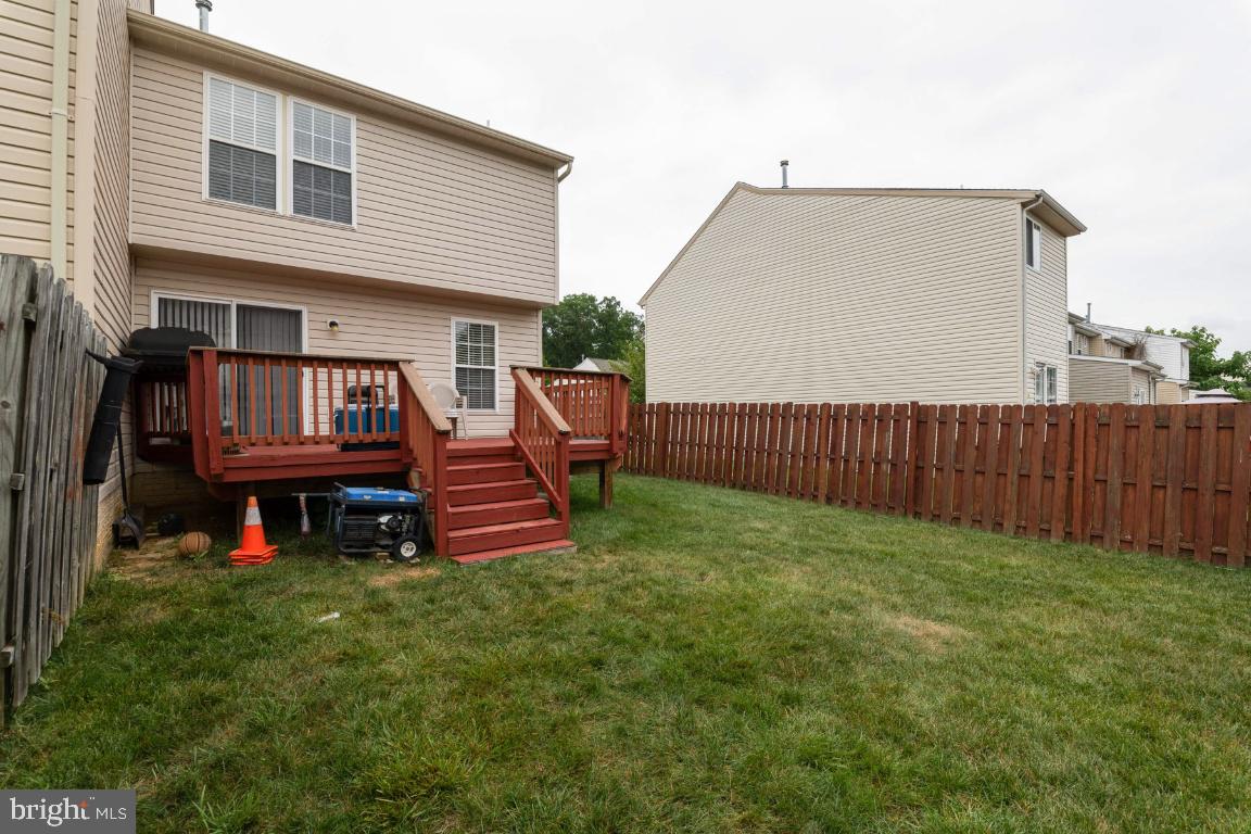 HOLLY WOODS - Residential