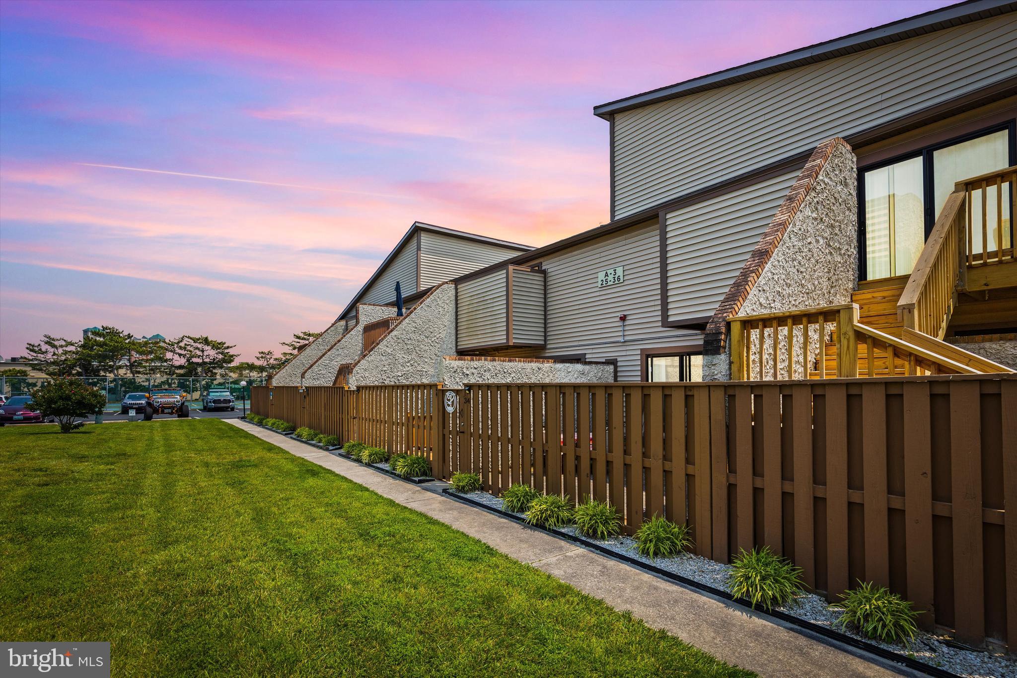 CLUB OCEAN VILLAS II - Residential