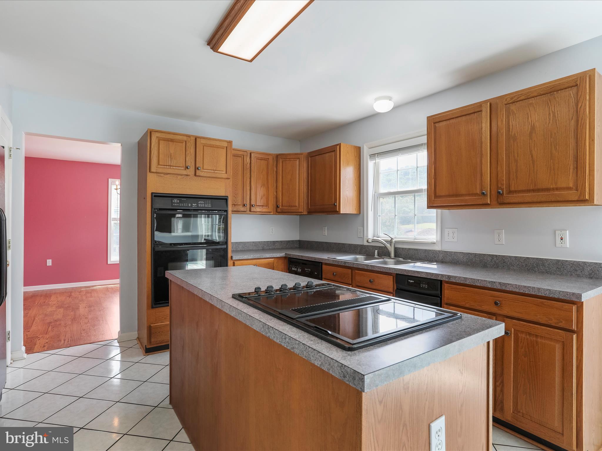 KEEDYSVILLE - Residential