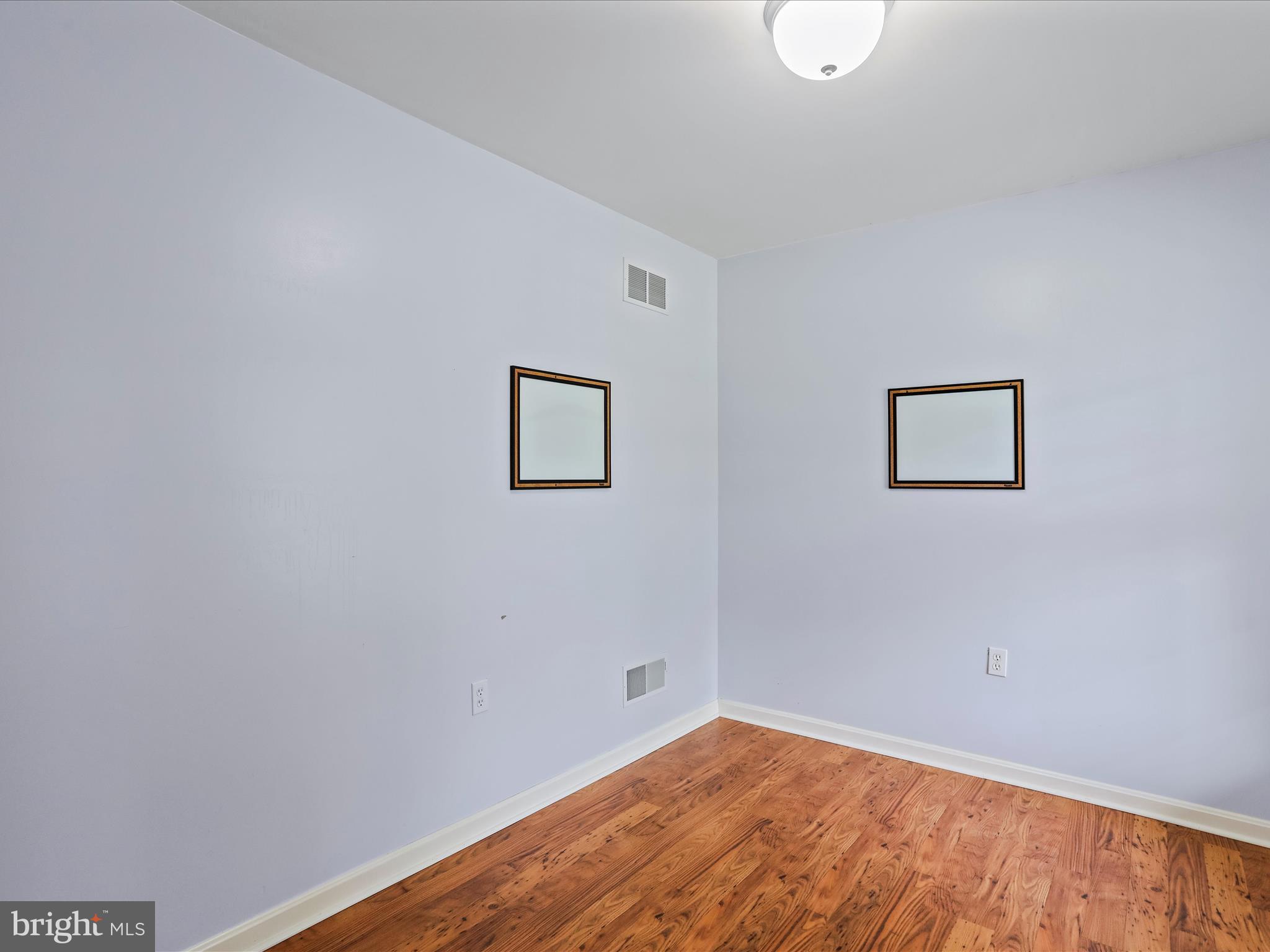 KEEDYSVILLE - Residential