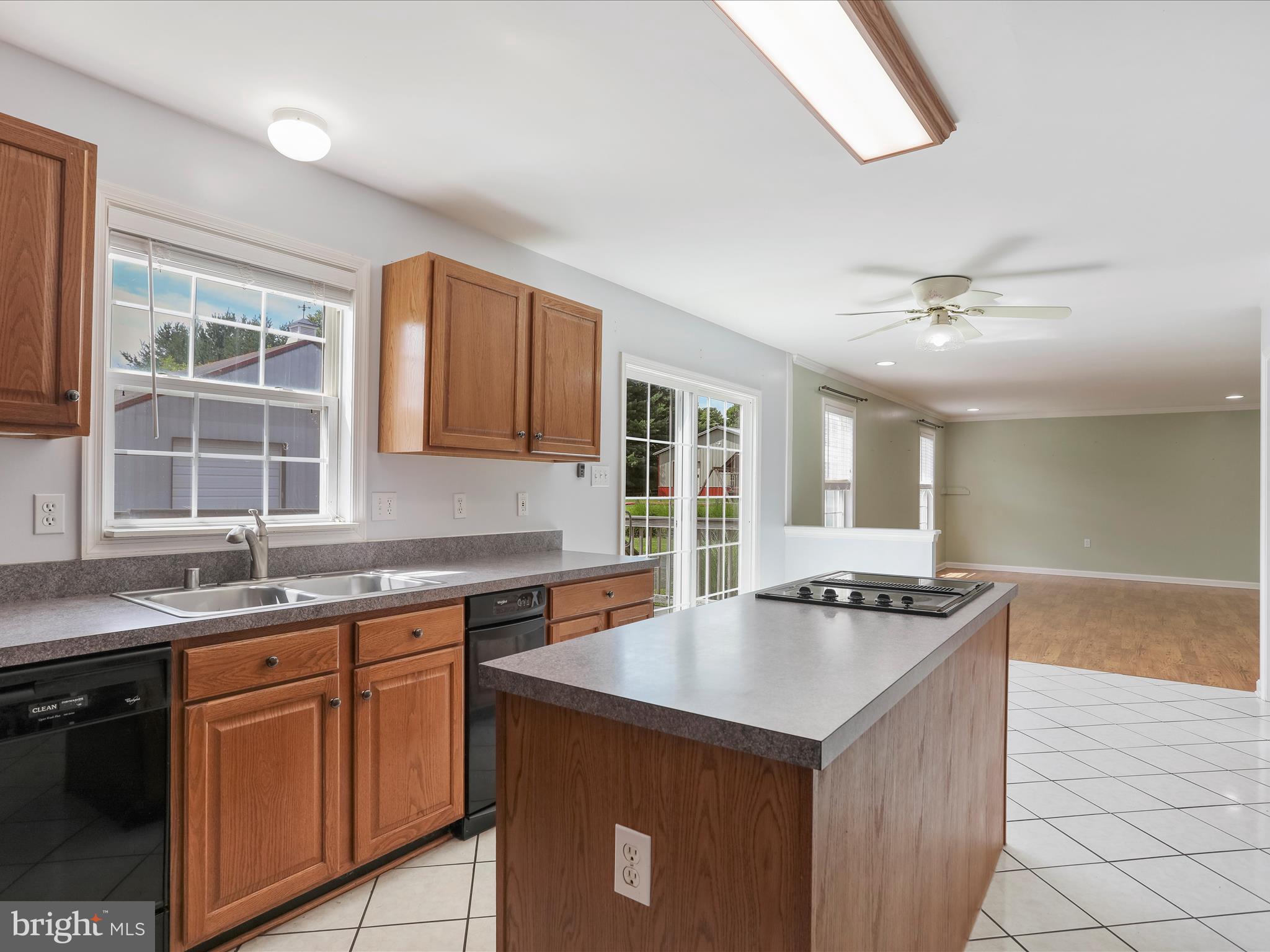 KEEDYSVILLE - Residential