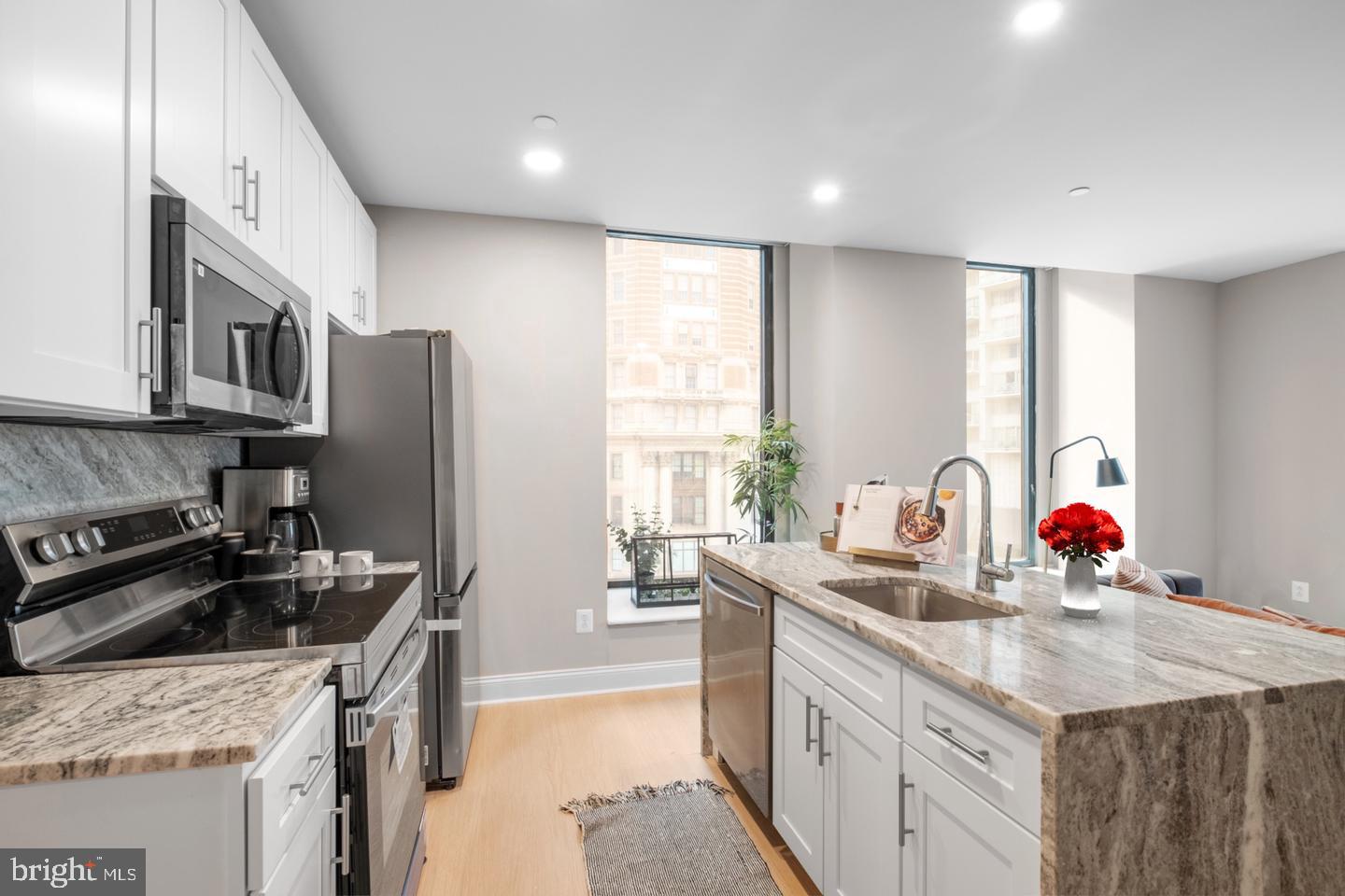 1601 CHERRY STREET 815