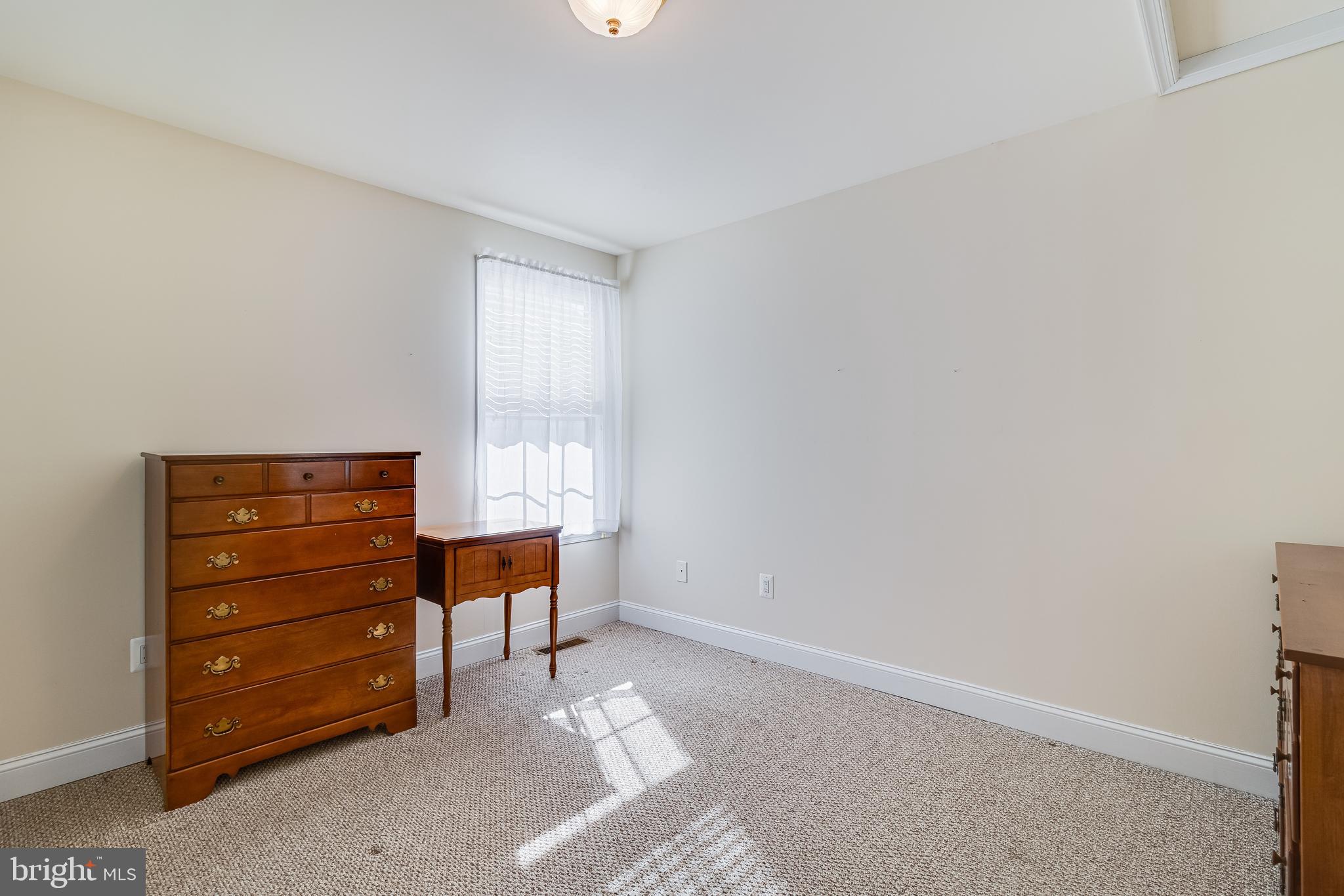 SOUTHGATE - Residential